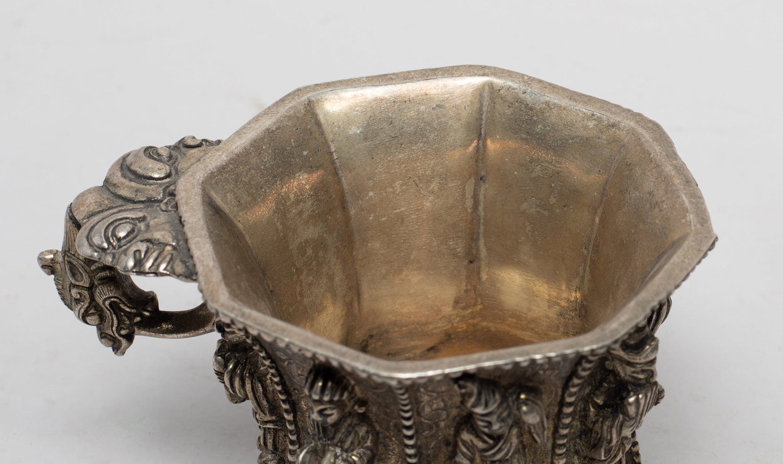 Estate Two Chinese Export Cups - 4
