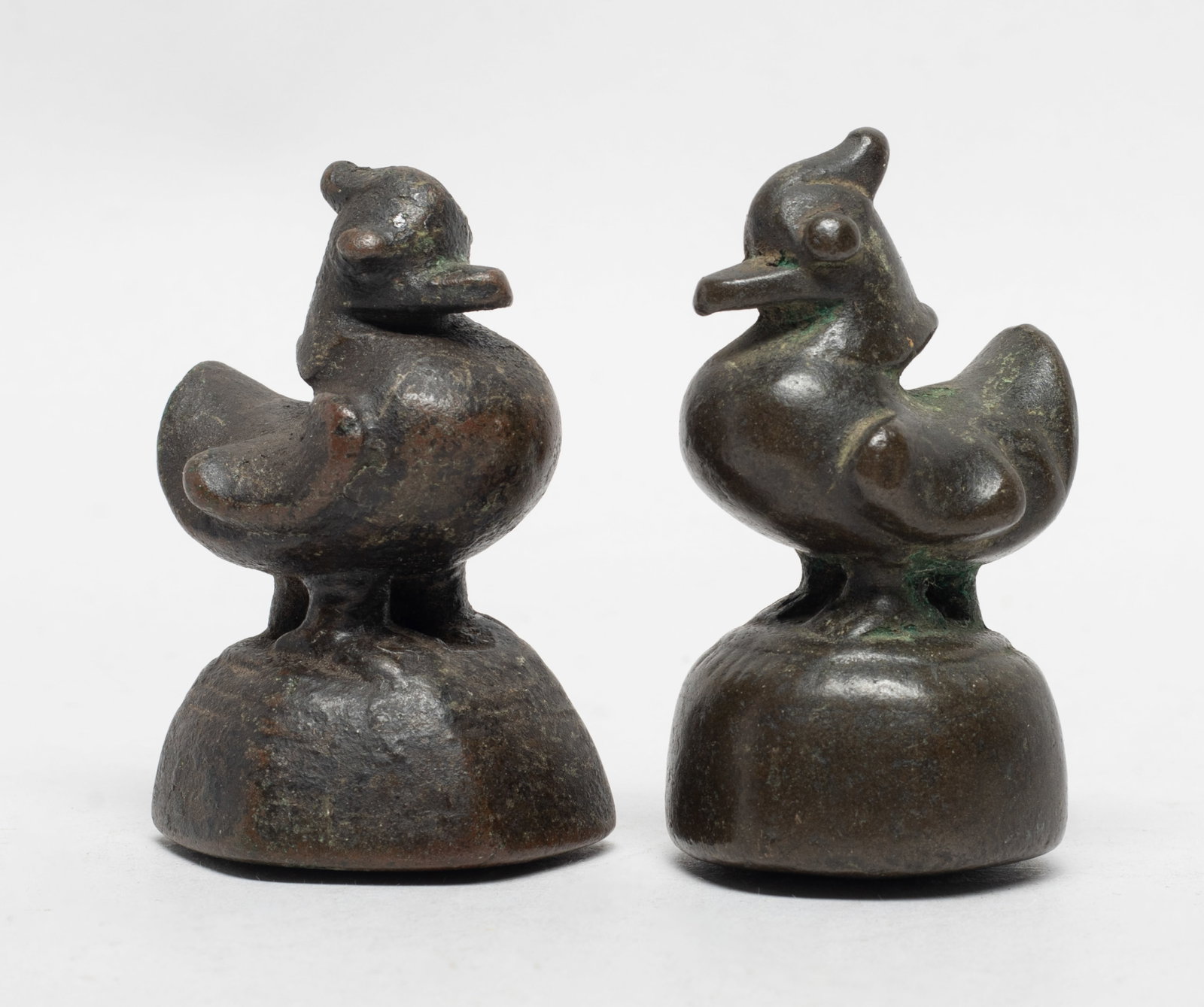 Two Heavy Chinese Bronze Weight: Each bronze weight cast with a stylized bird. Approx. 2.5*1.7*1.5 inch (each).