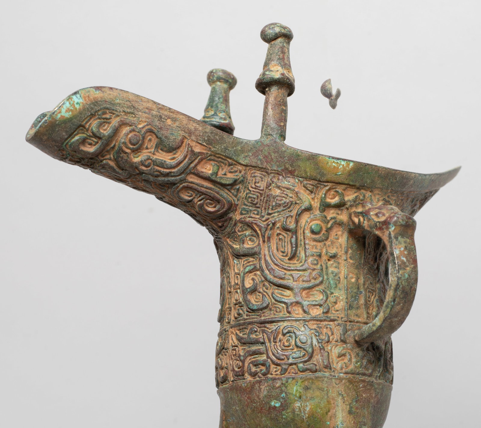 Two Chinese Bronze Tall Cups - 3