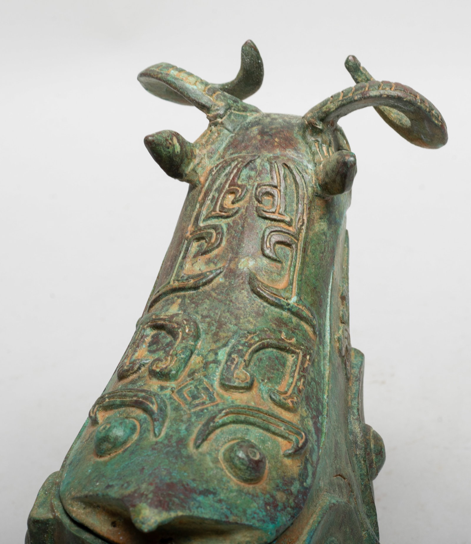 Chinese Bronze Covered Pot - 6