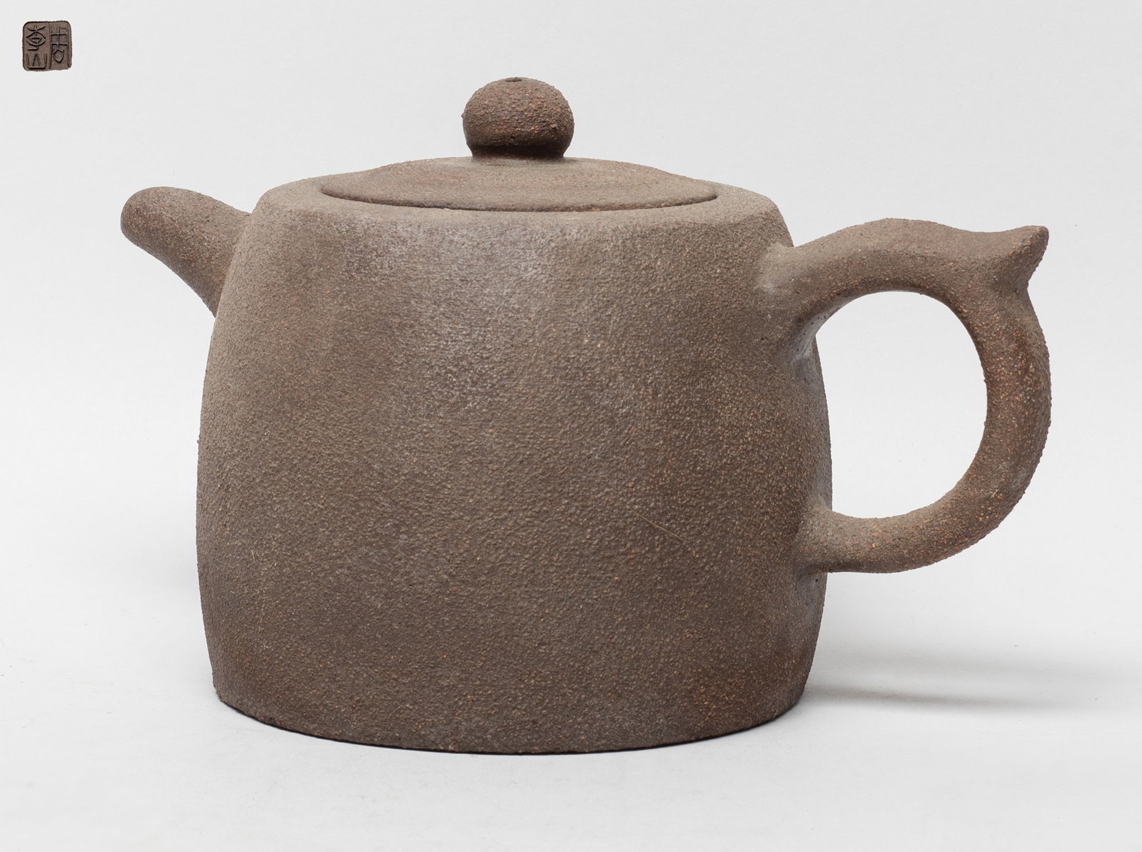Chinese Export Yixing Zisha Tea Pot (1 of 8)