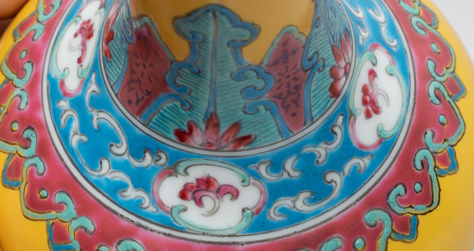 Chinese Export Porcelain Vase - 5