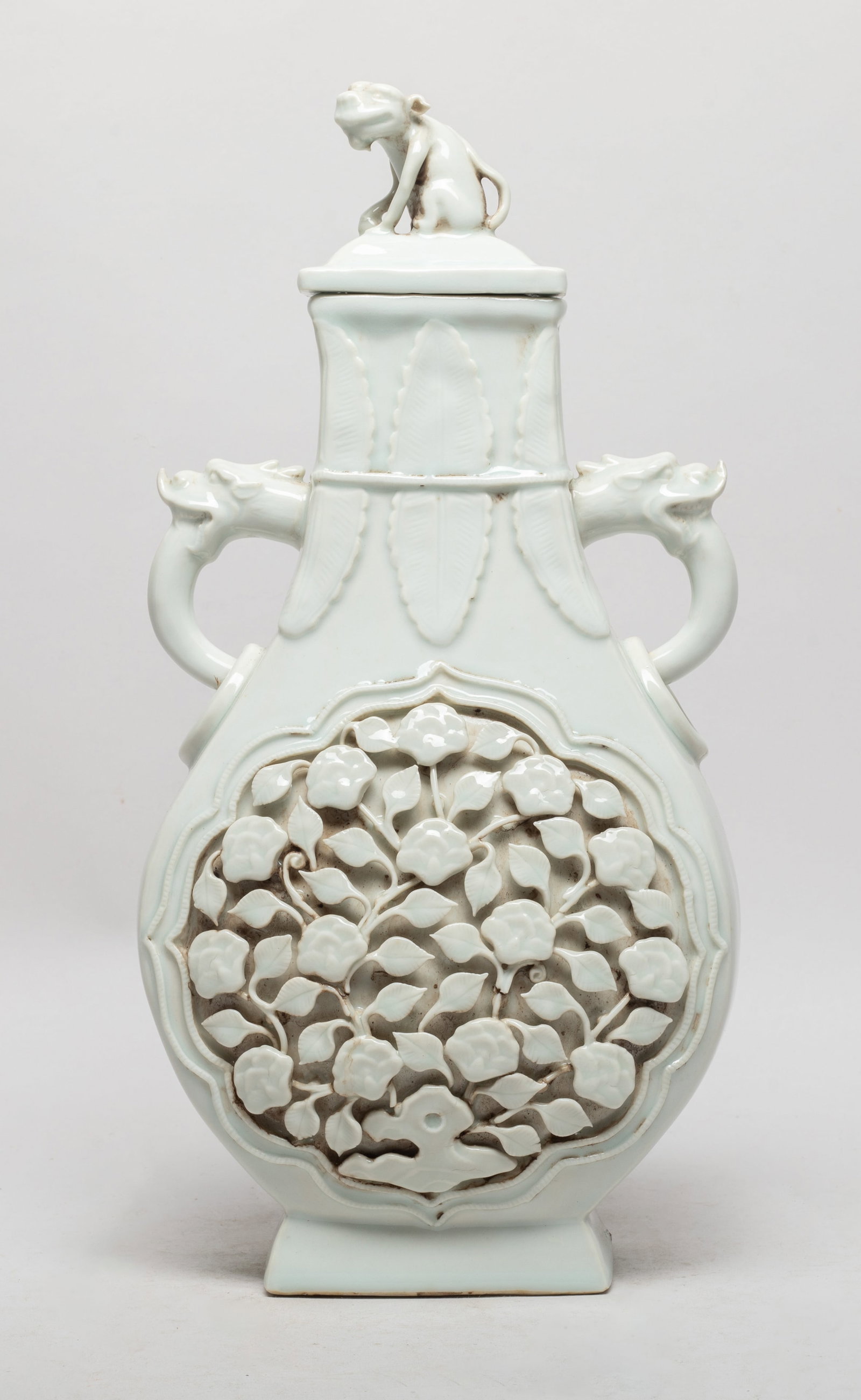 Chinese White Glazed Porcelain Vase (1 of 15)