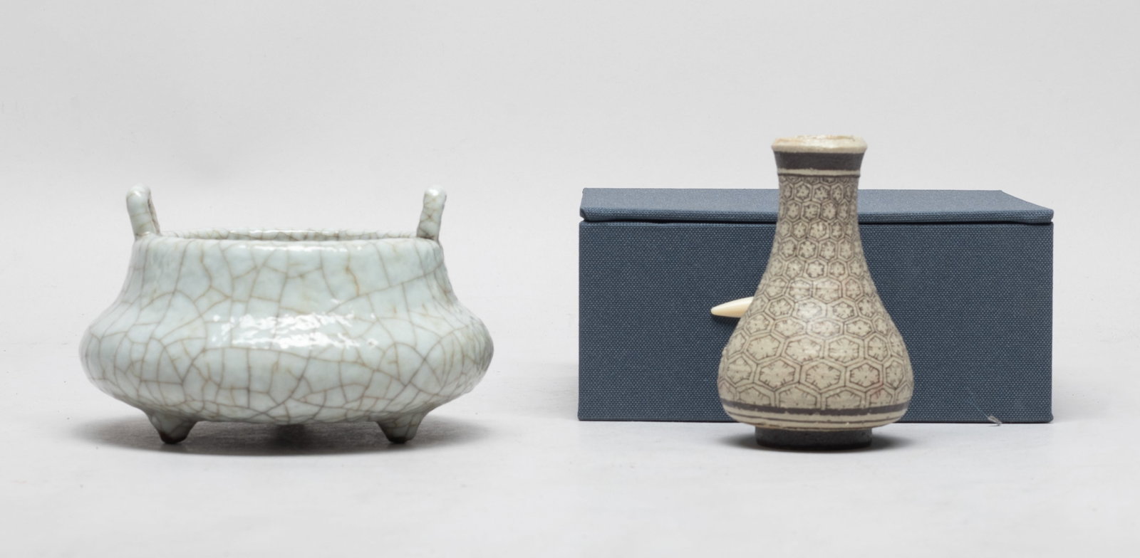 Chinese Export Porcelain Censer, Cabinet Vase: The censer overall covered in pale gray glaze suffused with brown crackles, the cabinet vase decorated with honeycomb-shaped patterns, with box. Approx. 4.6*2.8 inch (censer size).