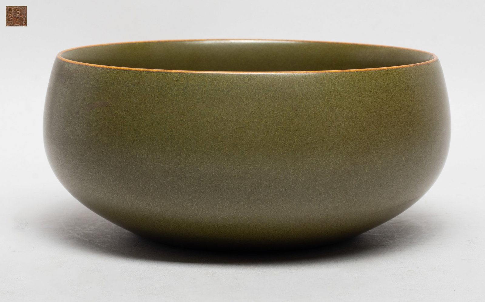 Chinese Tea Dust Glazed Porcelain Deep Bowl (1 of 13)