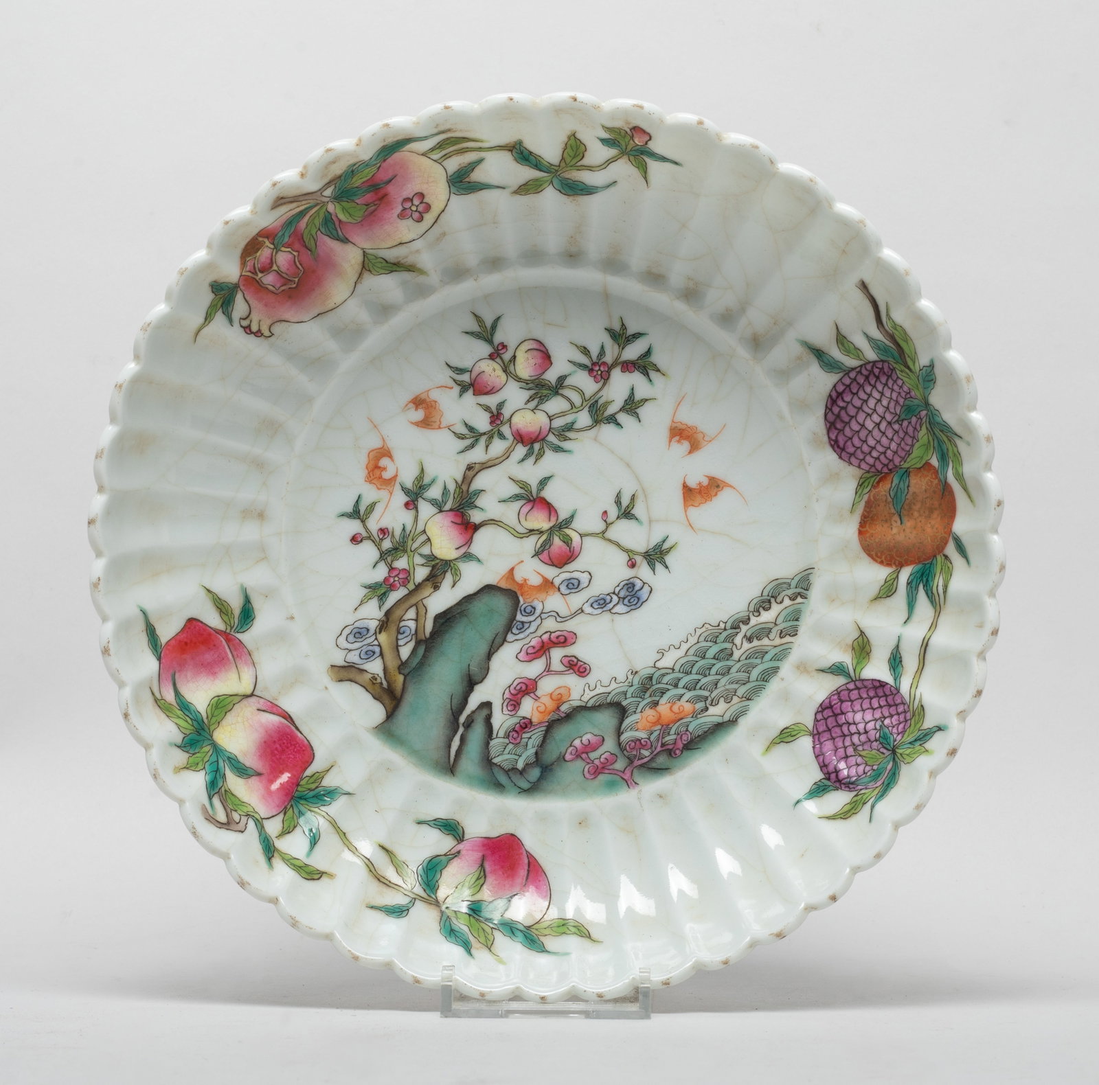 Estate Chinese Export Porcelain Deep Plate (1 of 11)