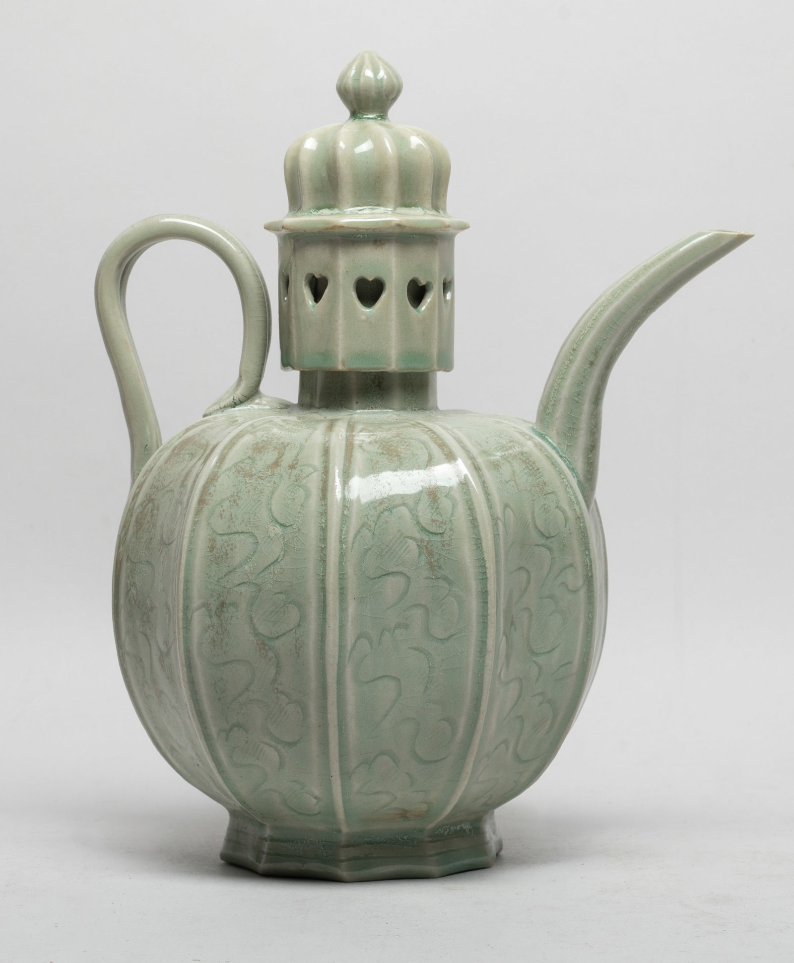 Estate Chinese Yaozhou Porcelain Large Pot (1 of 15)
