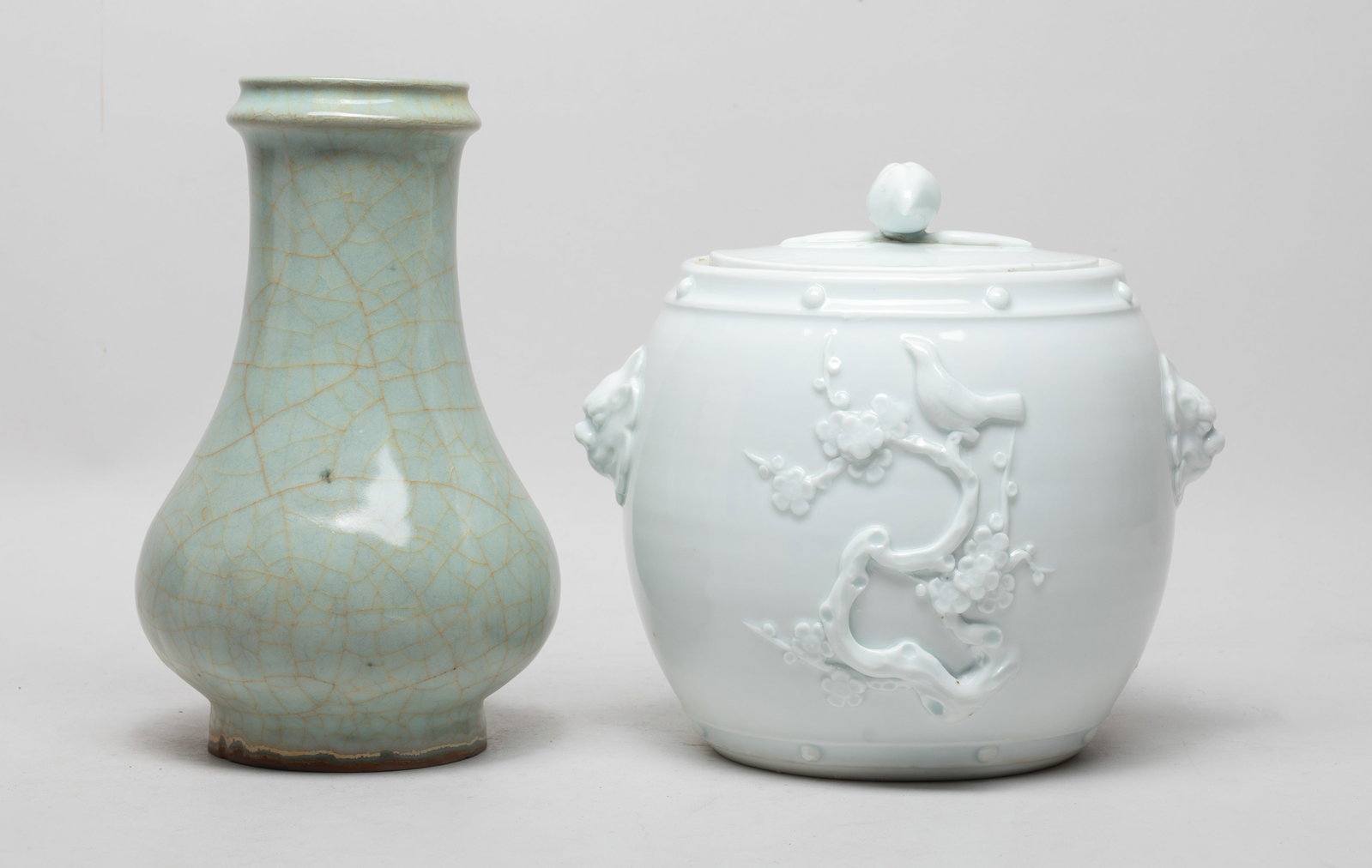 Estate Chinese Porcelain Lg Jar, Guan Type Vase (1 of 19)