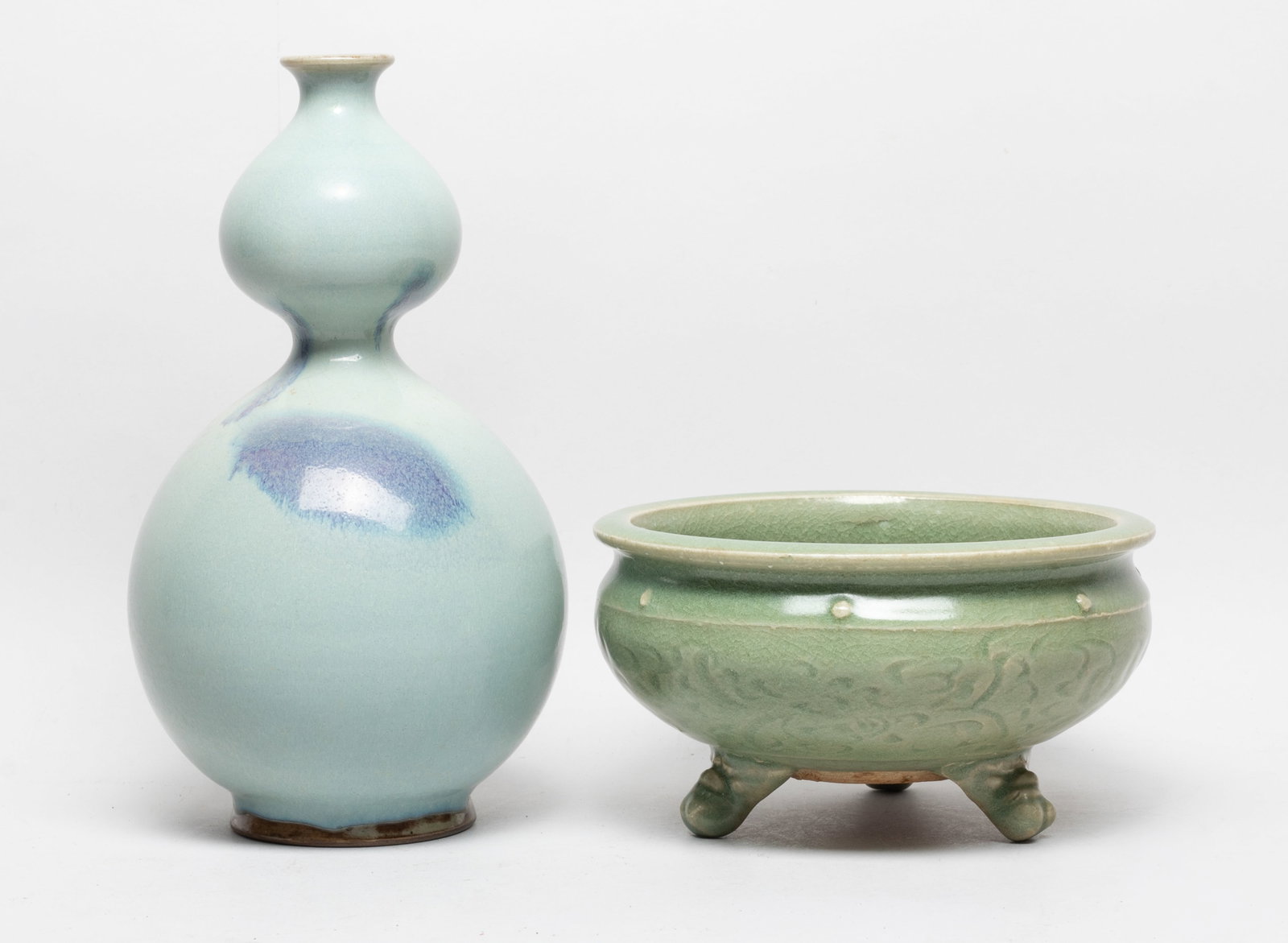 Estate Chinese Porcelain Large Censer, Gourd Vase (1 of 16)