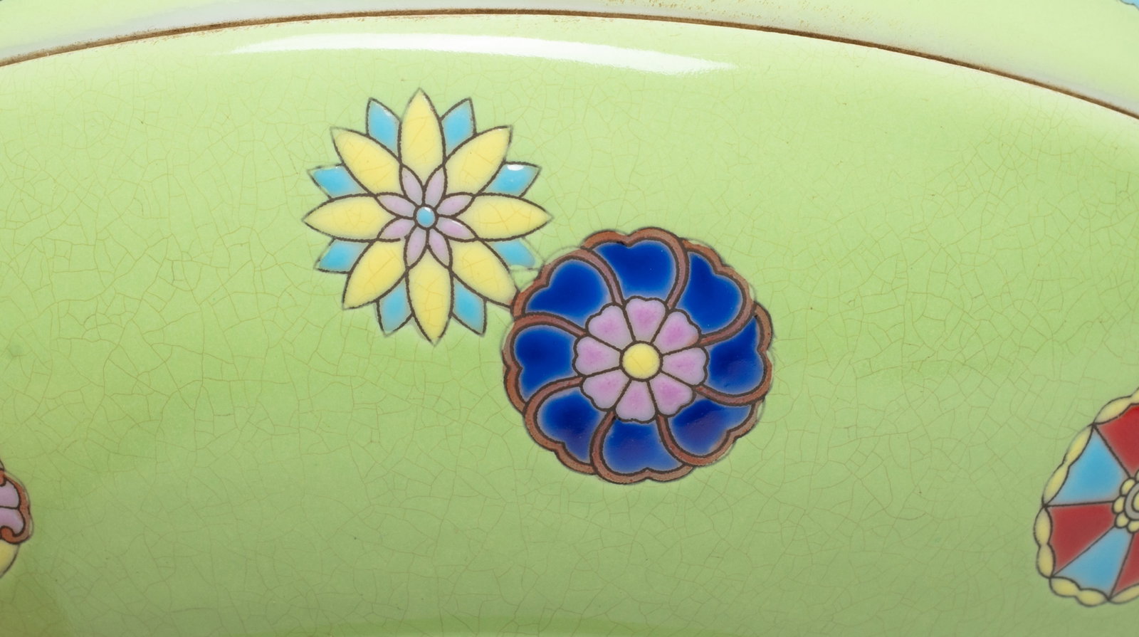 Chinese Export Porcelain Covered Box - 13