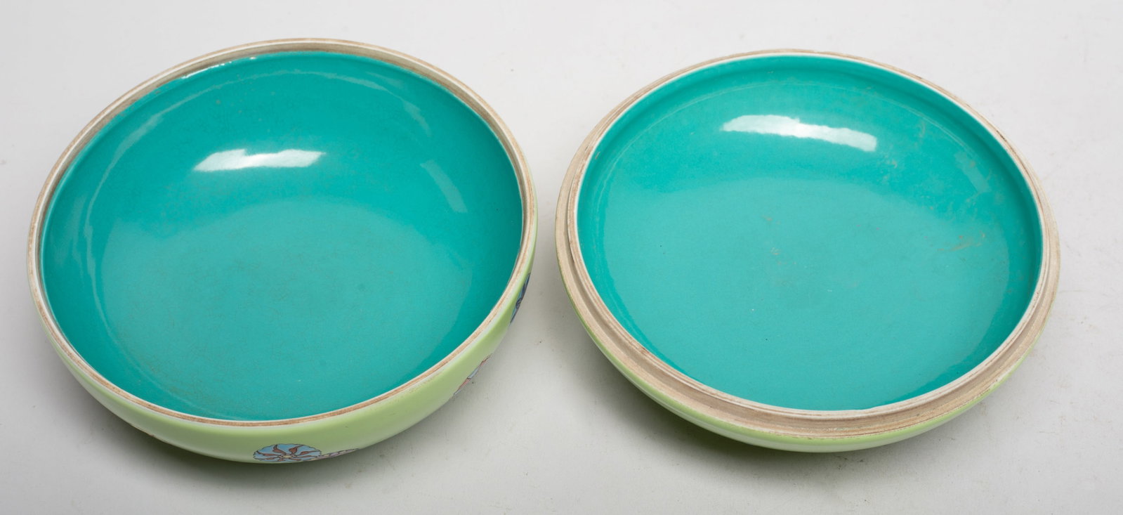 Chinese Export Porcelain Covered Box - 3