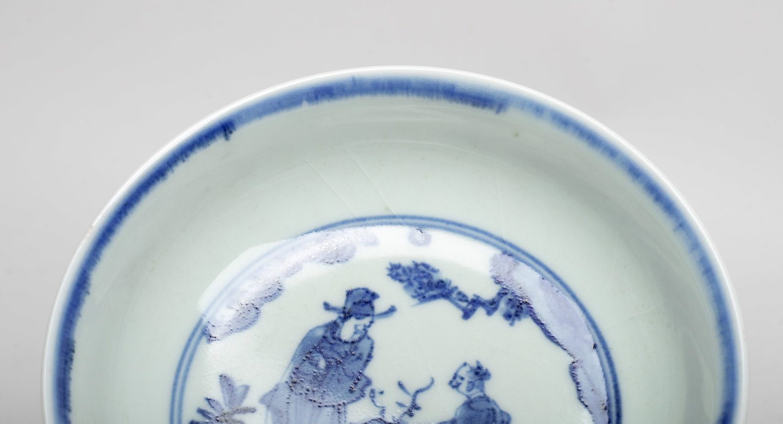 Two Chinese Export Porcelain Plates - 4
