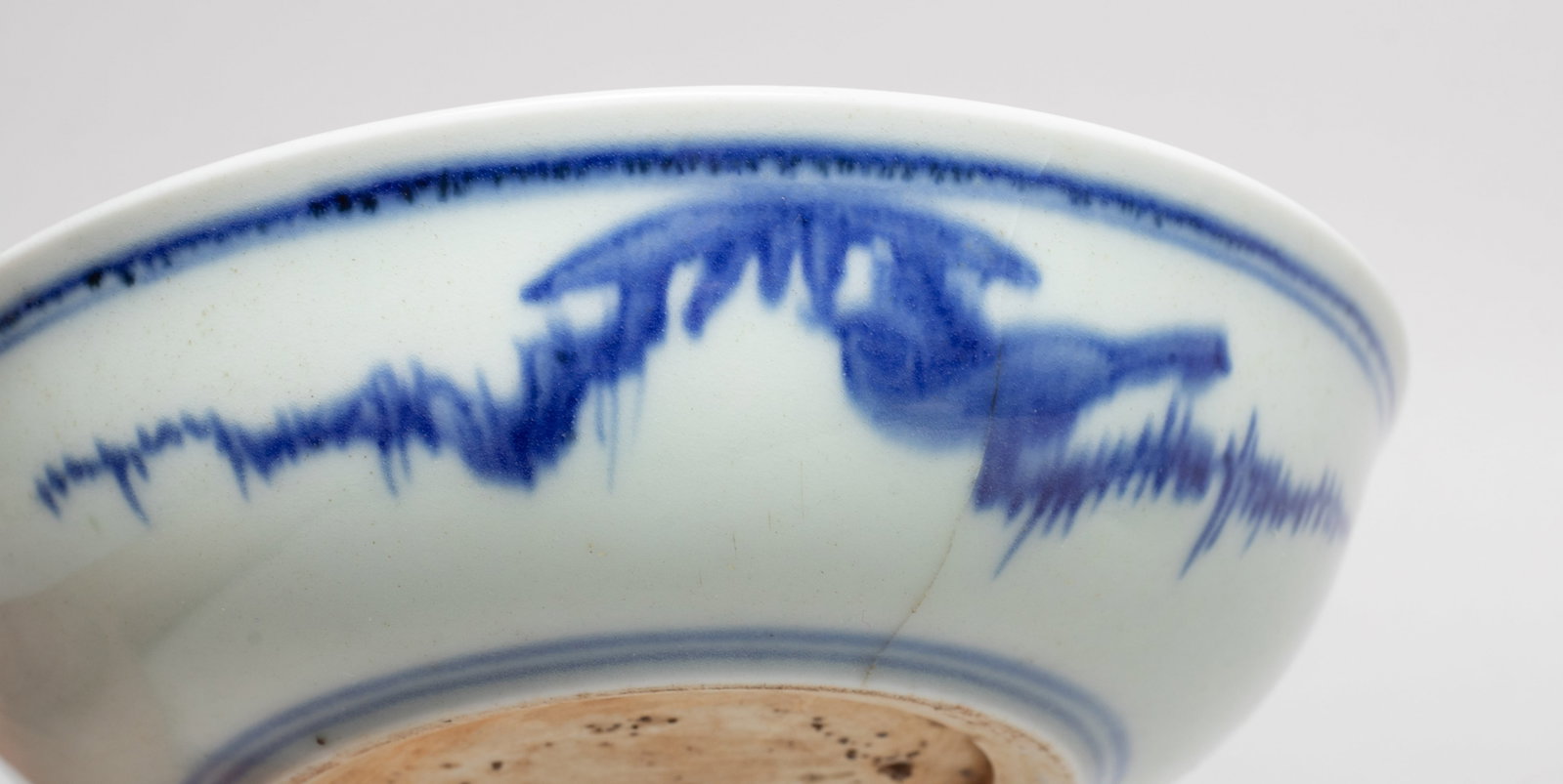 Two Chinese Export Porcelain Plates - 5