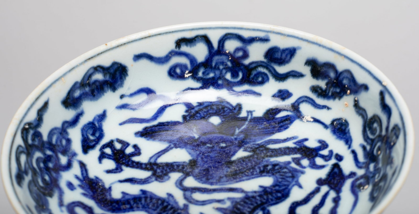 Two Chinese Export Porcelain Plates - 9