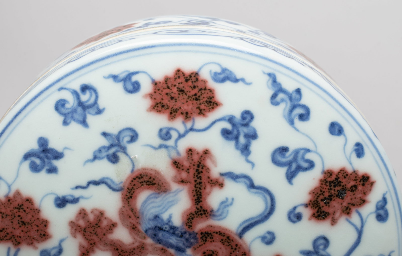 Estate Two Chinese Export Porcelain Boxes - 4