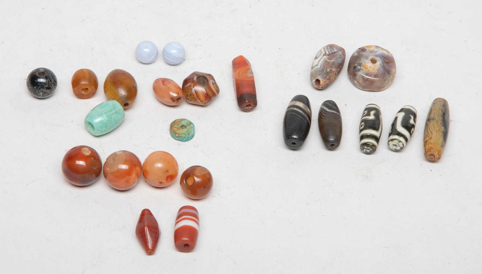 Estate Set Chinese Beads Collections: Collection of Chinese agate beads, stone beads, and banded beads. Size varies.