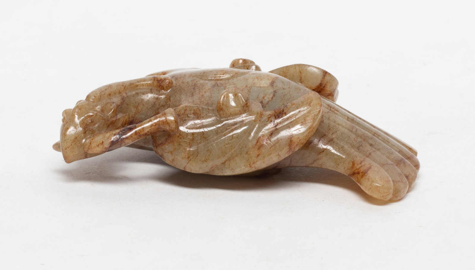 Chinese Russet Jade Carved Pendant: Chinese russet jade pendant carved of bird form. Approx. 3.1*2.1*0.8 inch (larger).