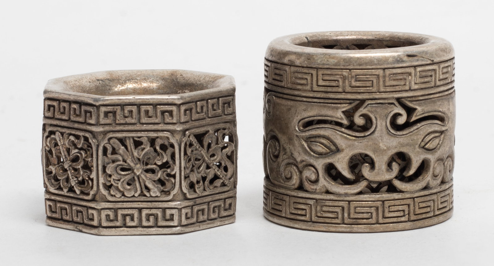 Two Chinese Export Thumb Rings (1 of 6)