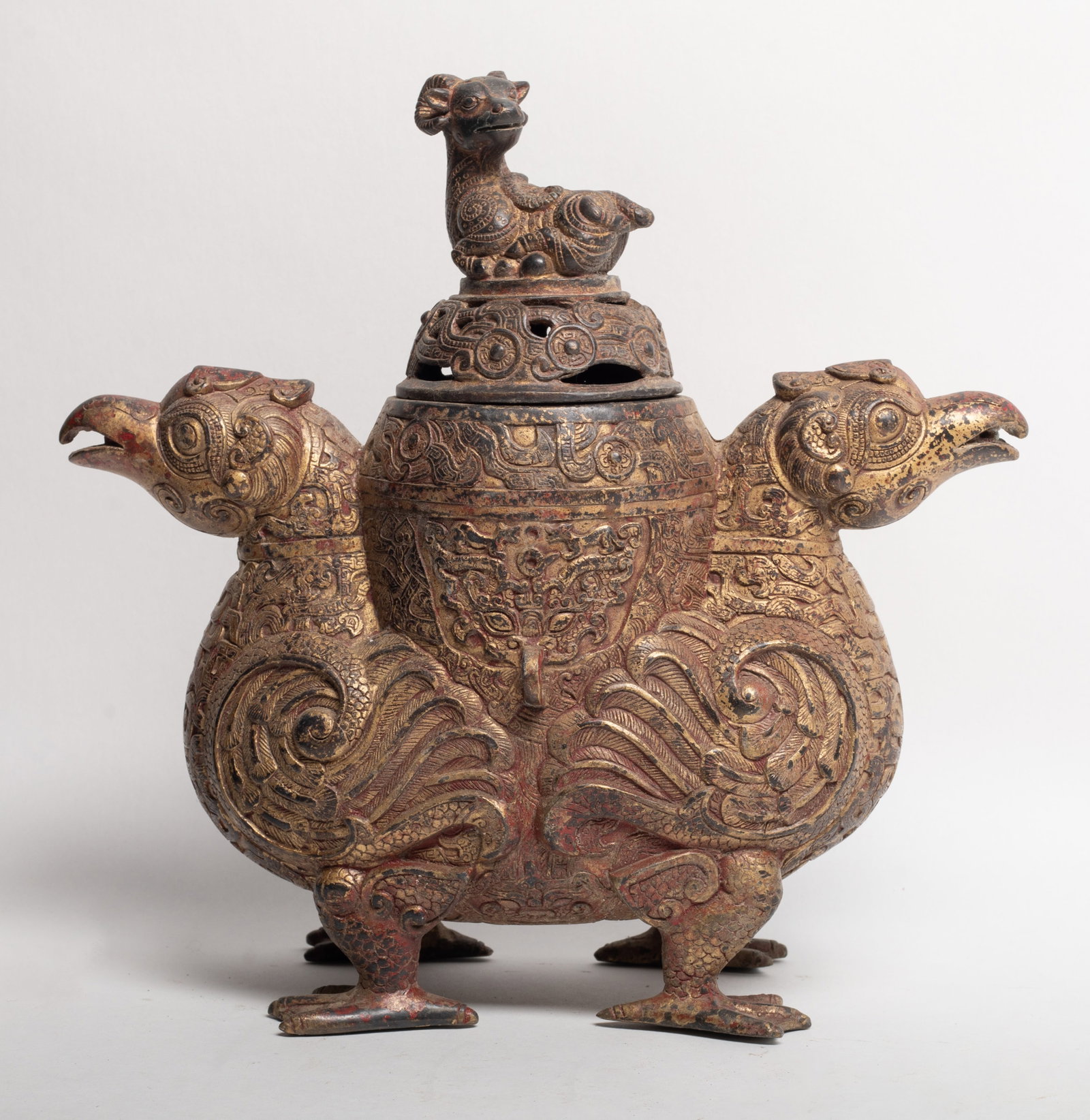 Vintage Chinese Export Bronze Vase: Chinese bronze vase molded as two back-to-back birds, the lid with a sheep finial. Approx. 9.7*9.3*4.2 inch.