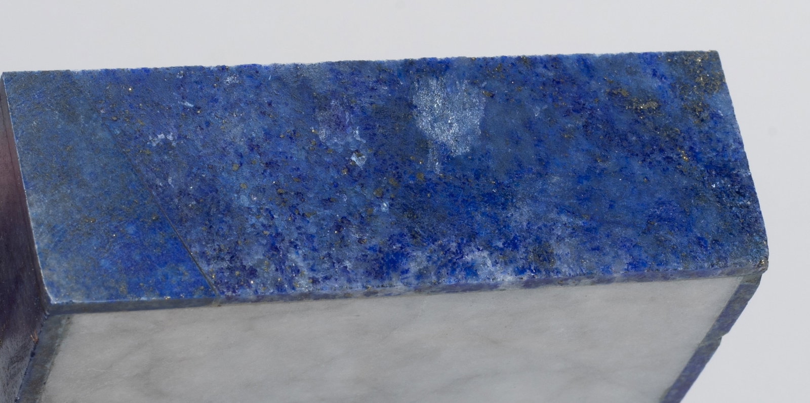 Two West Asian Lapis Boxes - 10
