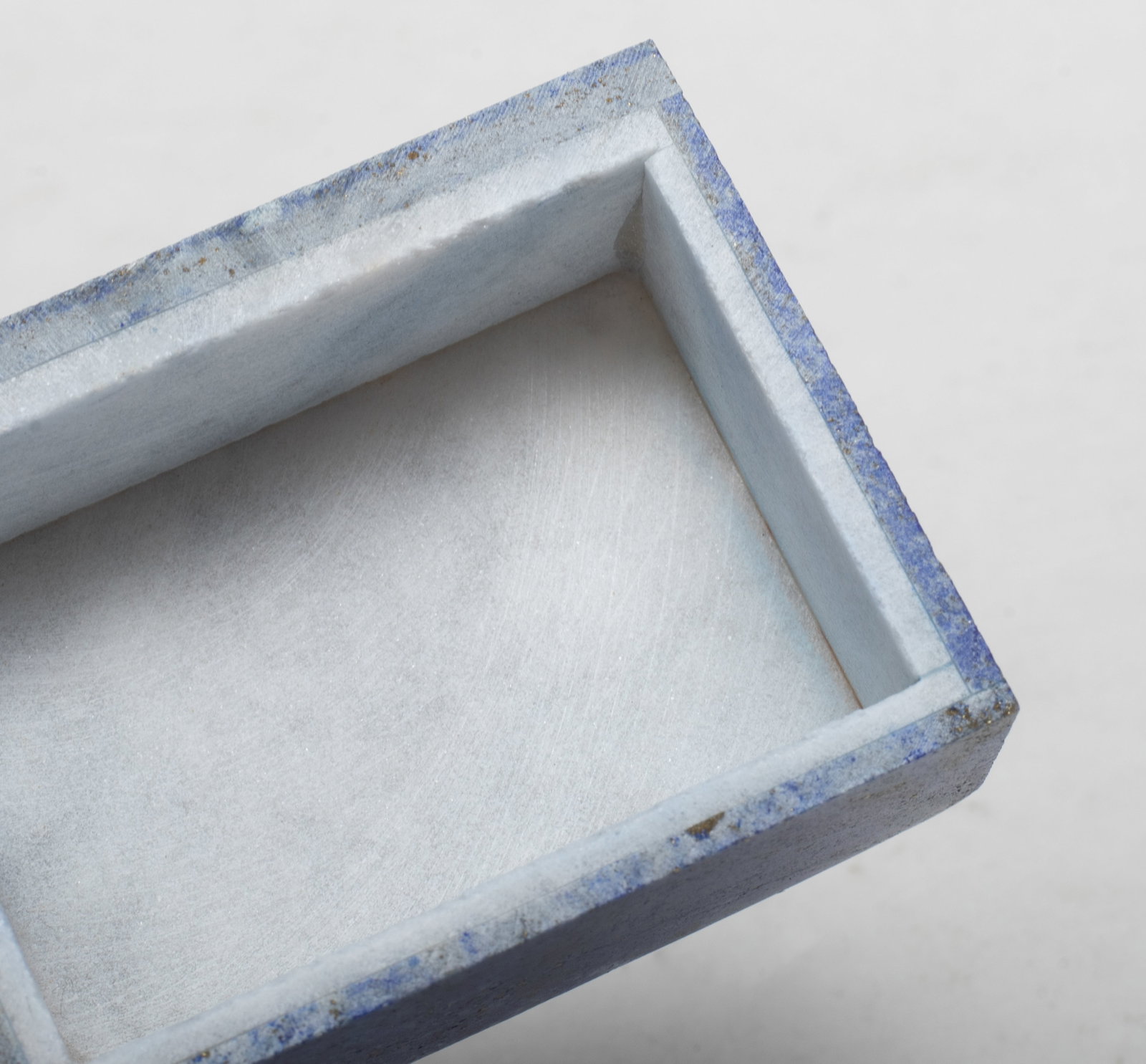 Two West Asian Lapis Boxes - 6