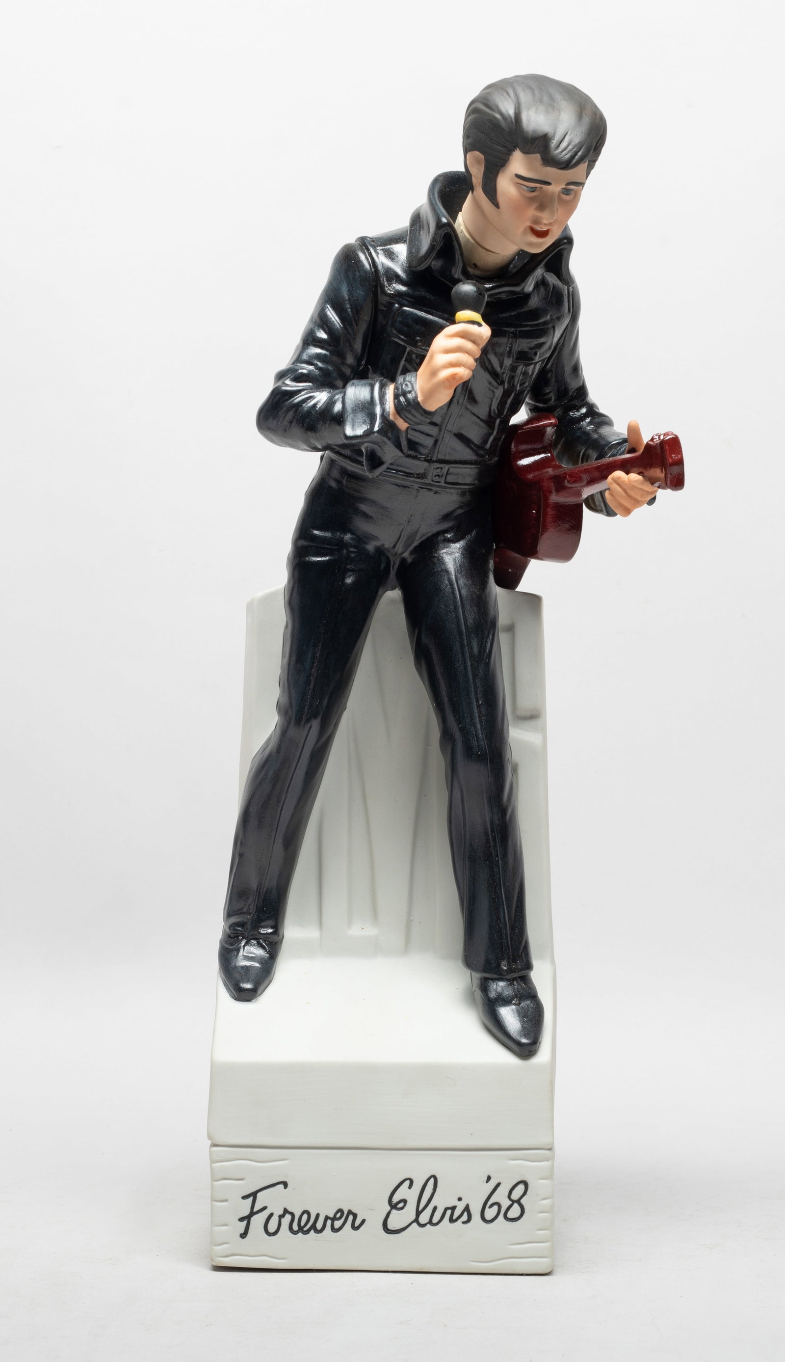 Estate Vintage Porcelain Decanter: Vintage Elvis decanter and music box empty. Approx. 14.8*4.3*3.8 inch.