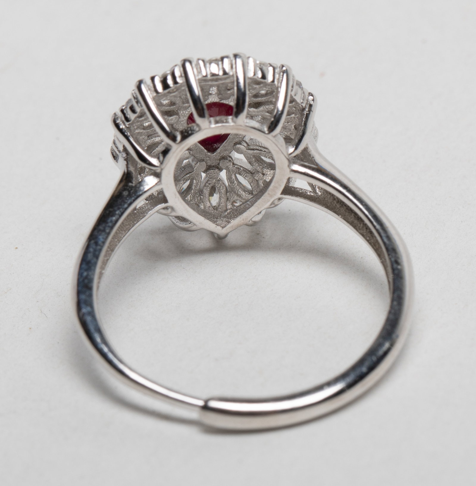 Vintage Ruby w. Simulated Diamond Ring - 4