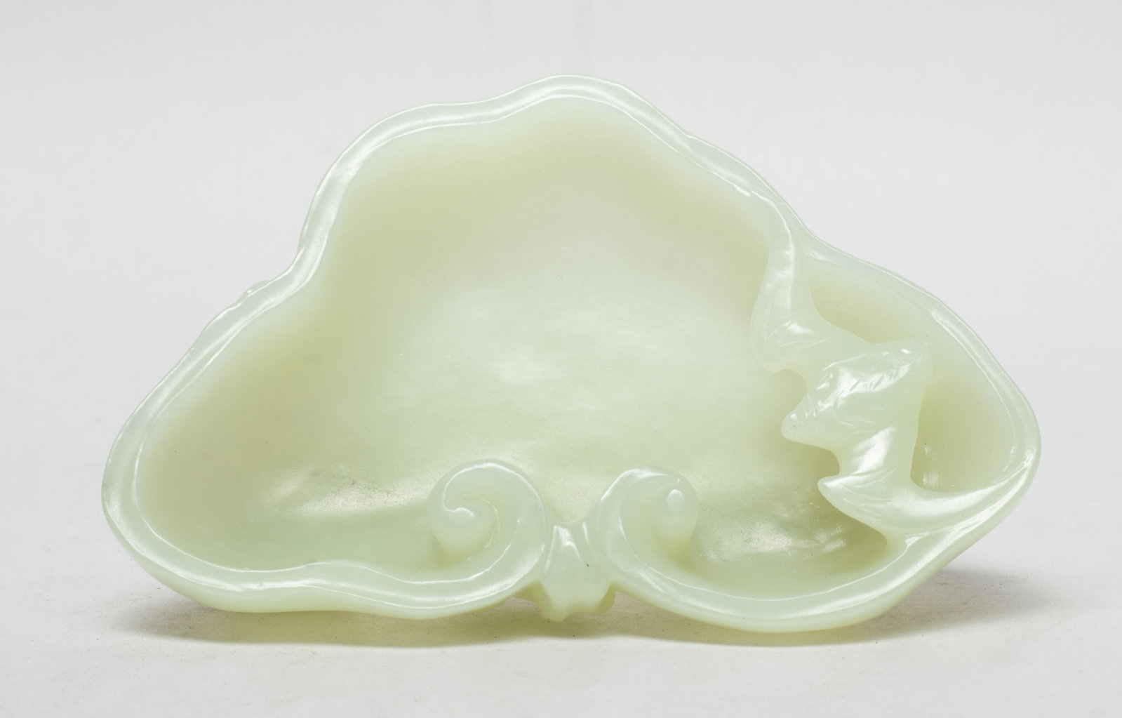 Chinese Cream White Jade Brush Washer (1 of 9)