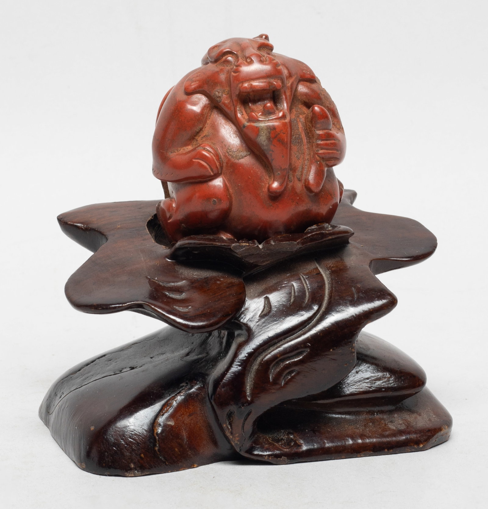 Unusual Chinese Namhon Agate Sculpture (1 of 11)