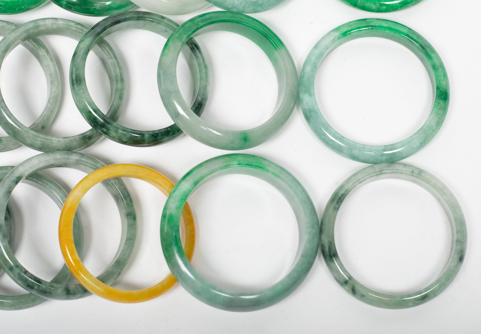 Set Vintage Chinese Export Bangles - 9