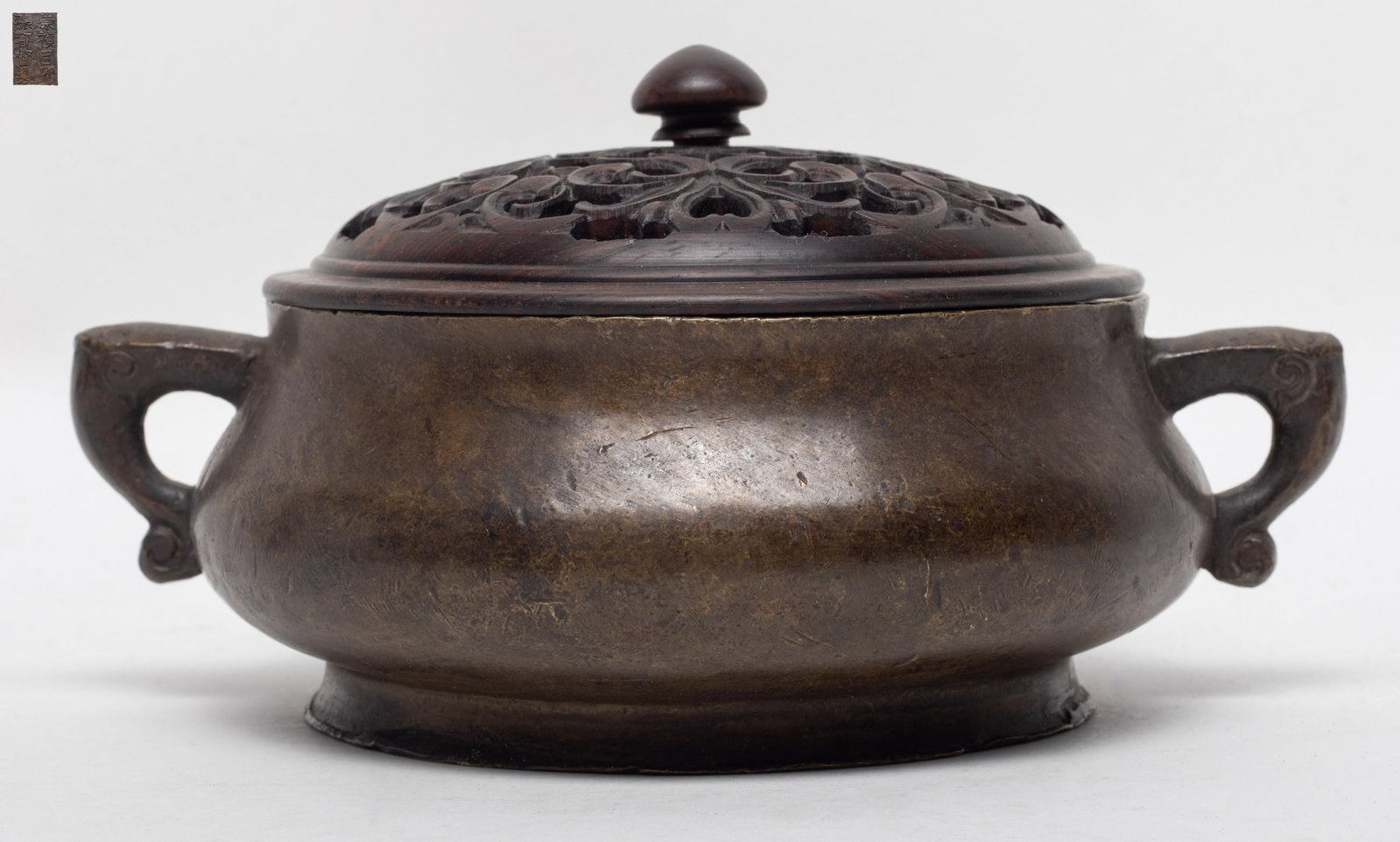 Old Chinese Bronze Censer w/ Cover (1 of 11)