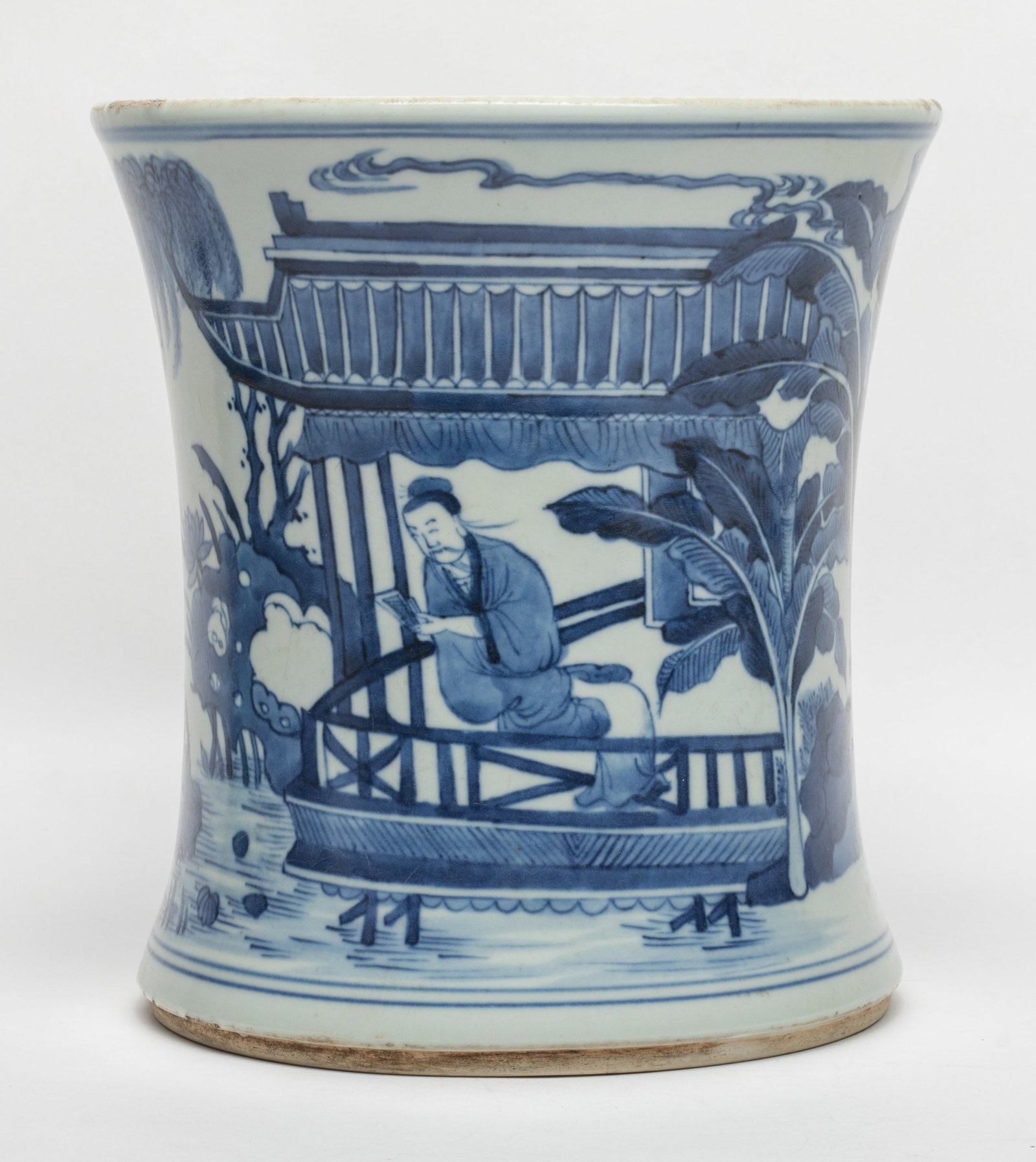Rare Chinese Blue & White Porcelain Brush Pot: Chinese blue and white porcelain brush pot painted figural scene. Approx. 8.2*7.6 inch.