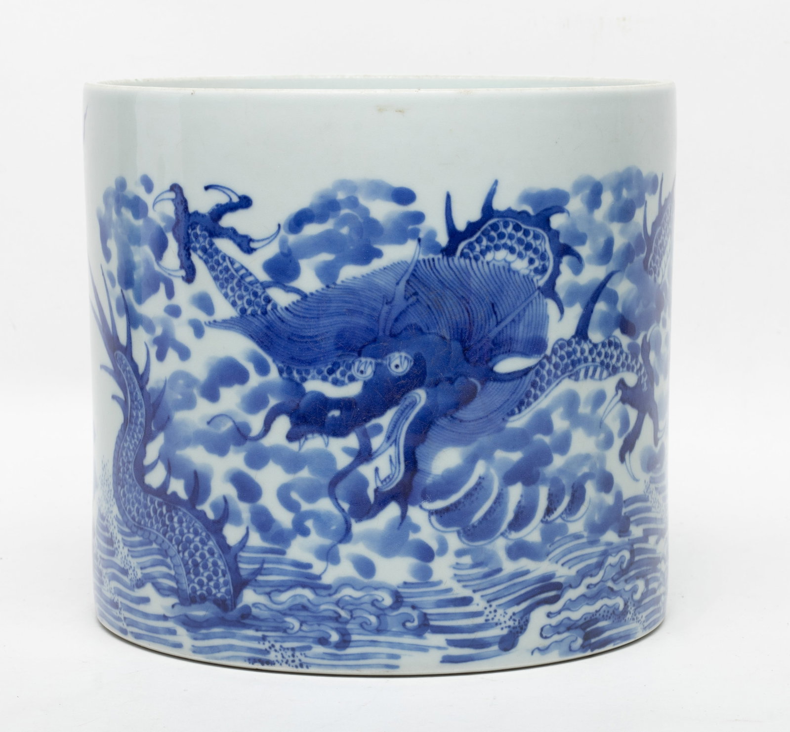 Large Chinese Blue & White Porcelain Brush Pot: The blue and white porcelain brush pot exterior painted with dragon and carps. Approx. 7.5*6.7 inch.