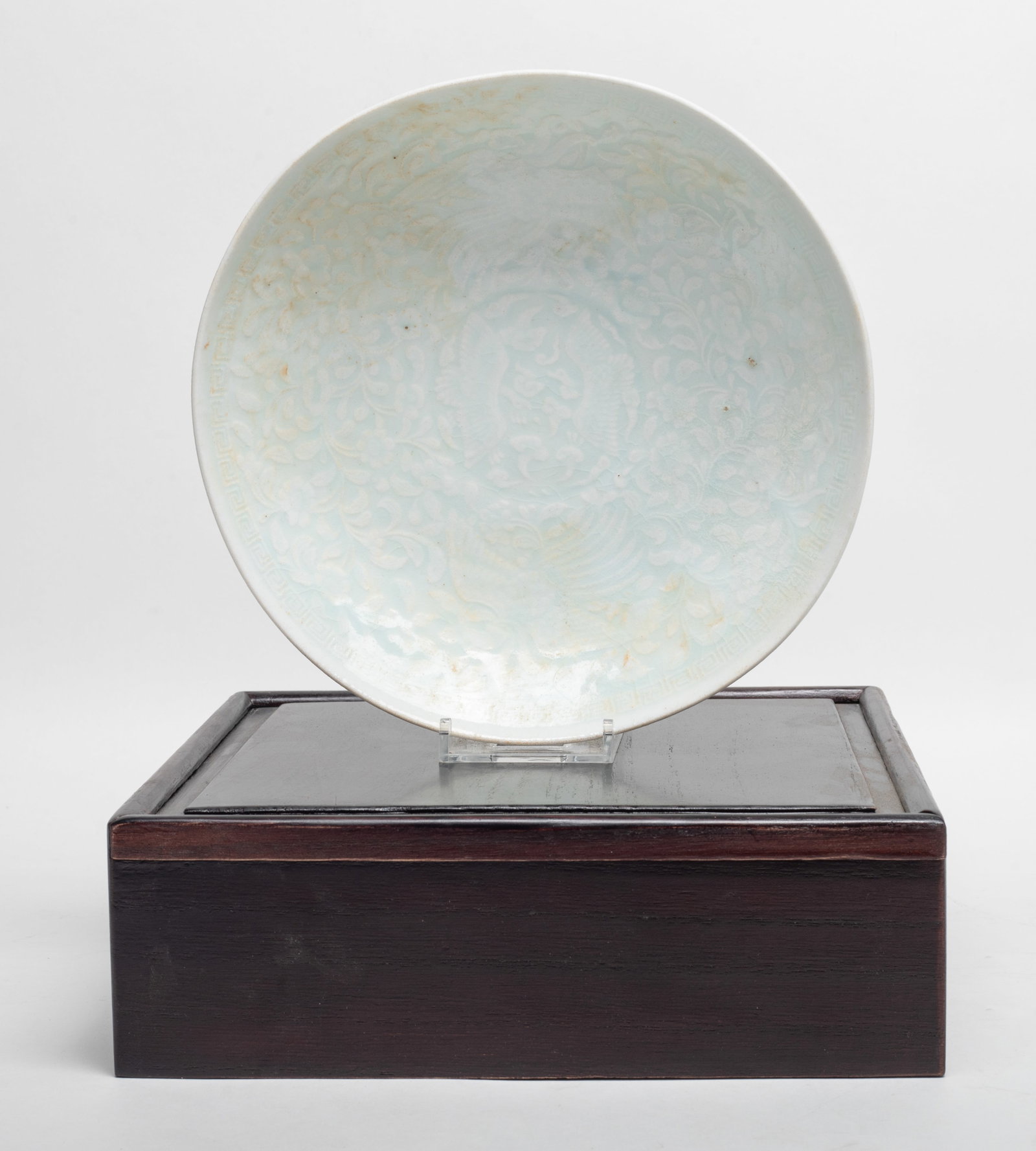 Estate Chinese Hutian Porcelain Plate: Chinese shadow celadon glazed Hutian porcelain plate, incised flowers and birds on interior, with wood box. Approx. 7.5*2 inch (bowl size).