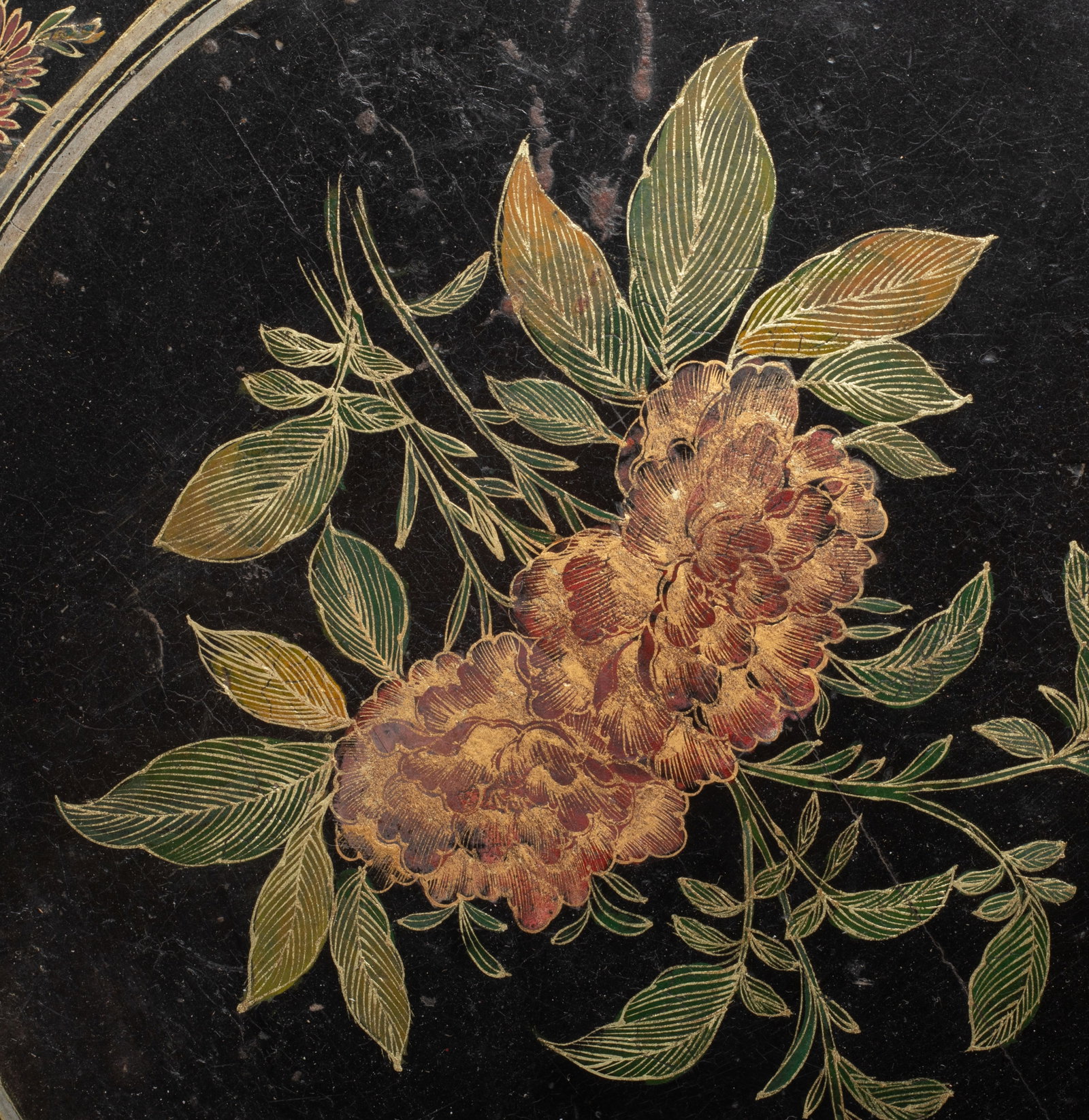 Large Chinese Export Porcelain Deep Plate - 10