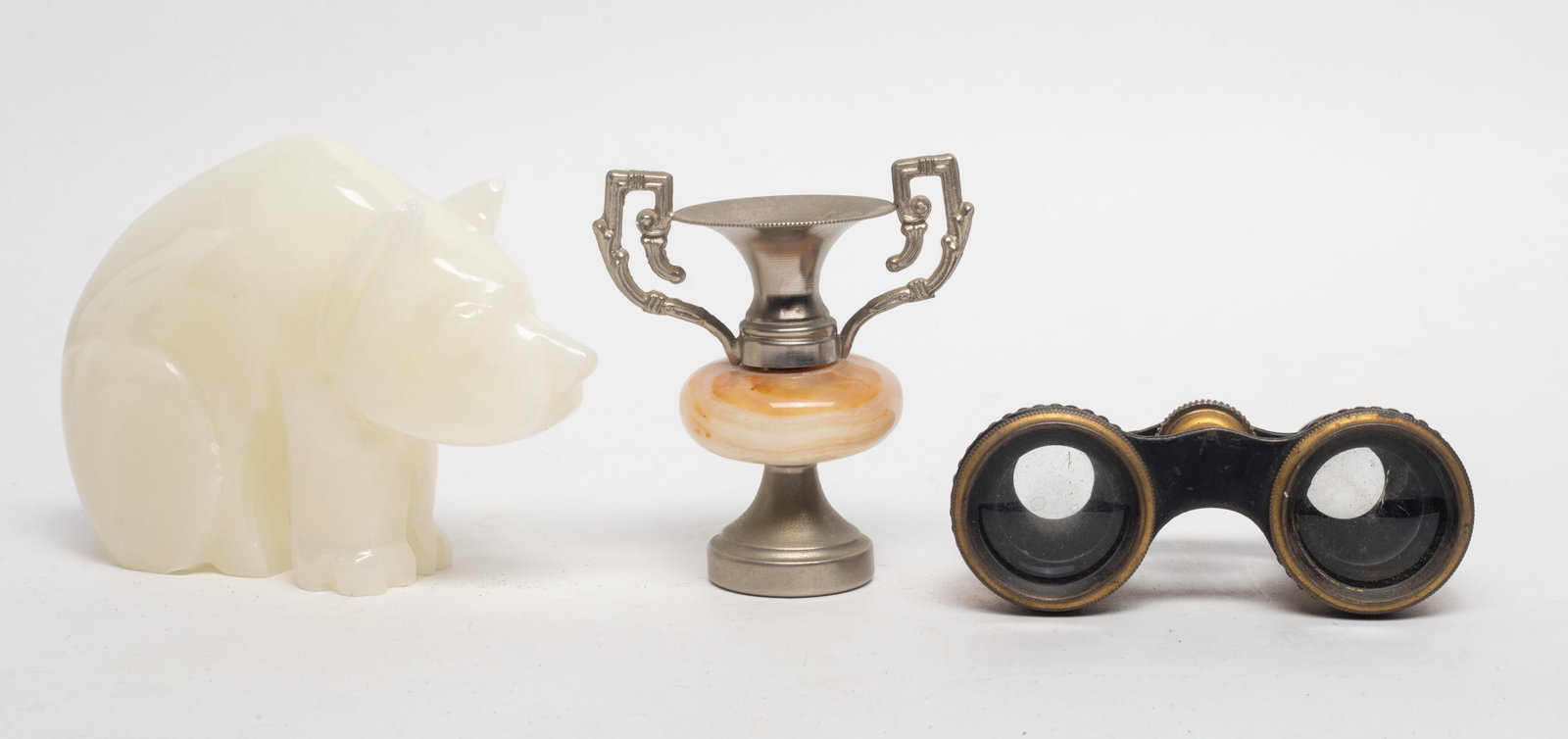 Gemstone Sculpture, Opera Glass, Vase: Including a gemstone dog sculpture, a vase decor, and an opera glass. Approx. 5.1*3.7*1.6 inch (largest).