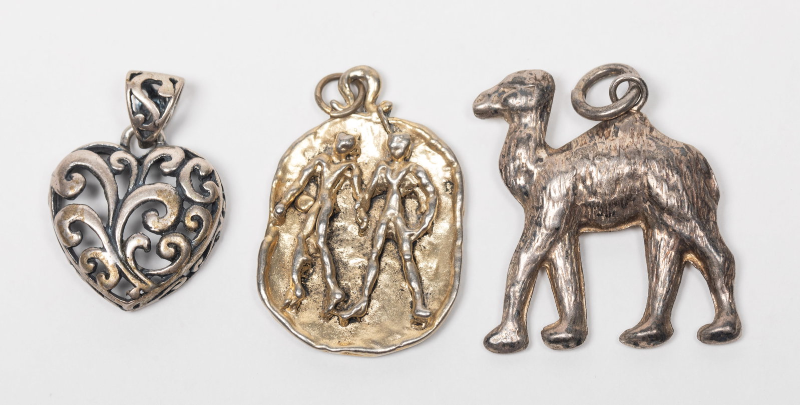 Set Vintage Heavy Sterling Silver Pendants: Set of three vintage sterling silver pendants, Approx. 19 gram (total weight), 1.1*1.3 inch (largest).