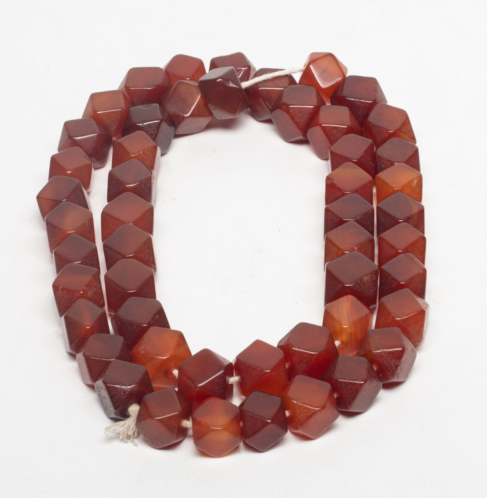Chinese Cameo Agate Bead Necklace (1 of 8)