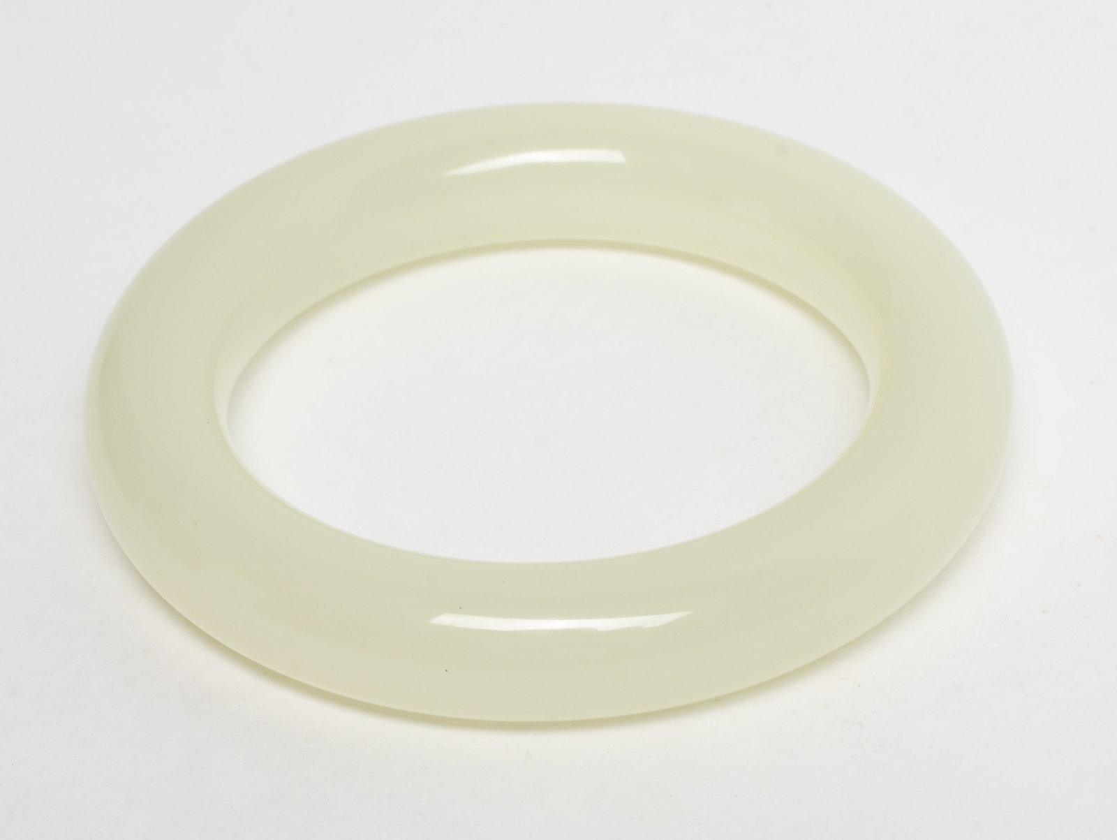 Two Chinese Jade Like Bangles - 4