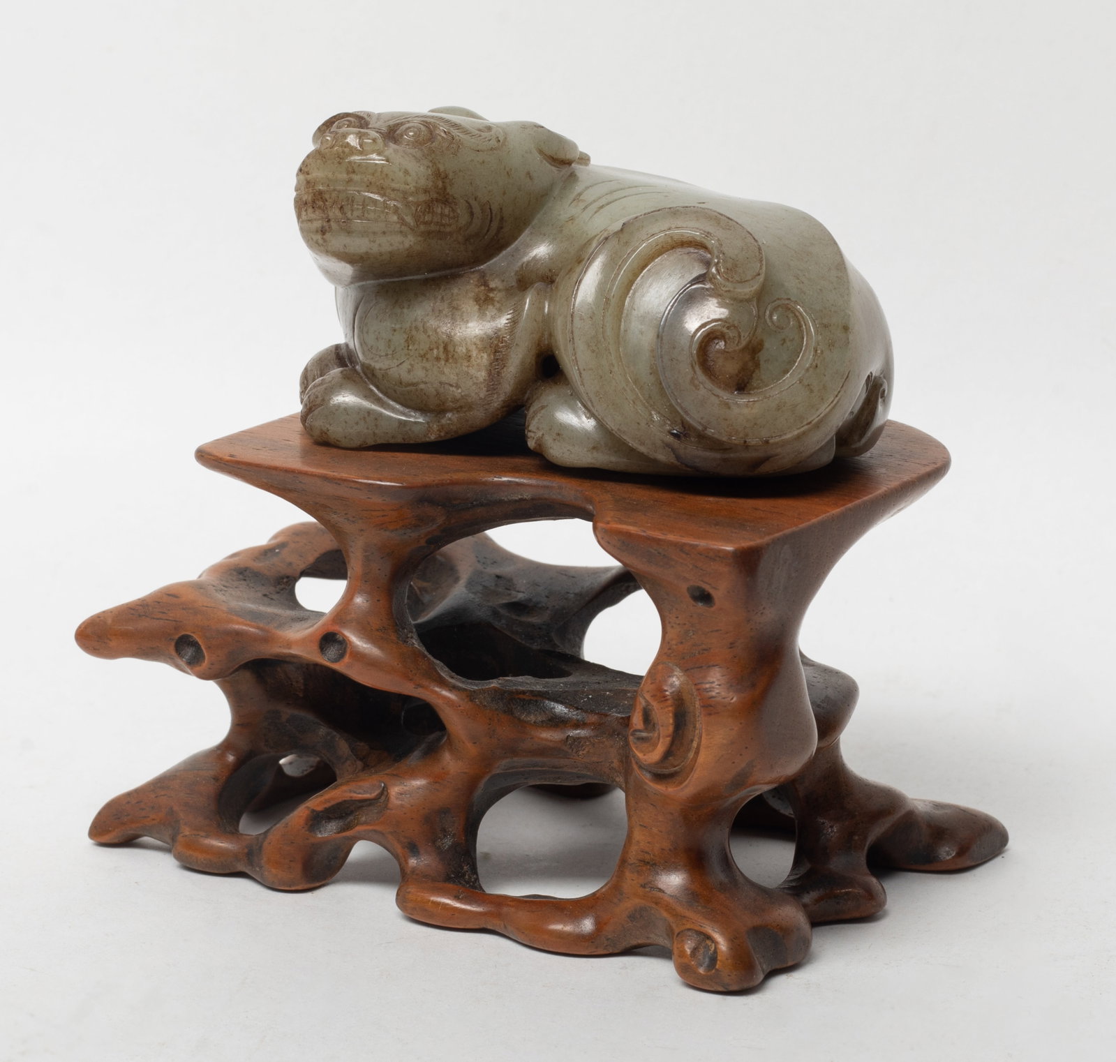 Chinese Yen Type Jade Beast w/ Base (1 of 11)