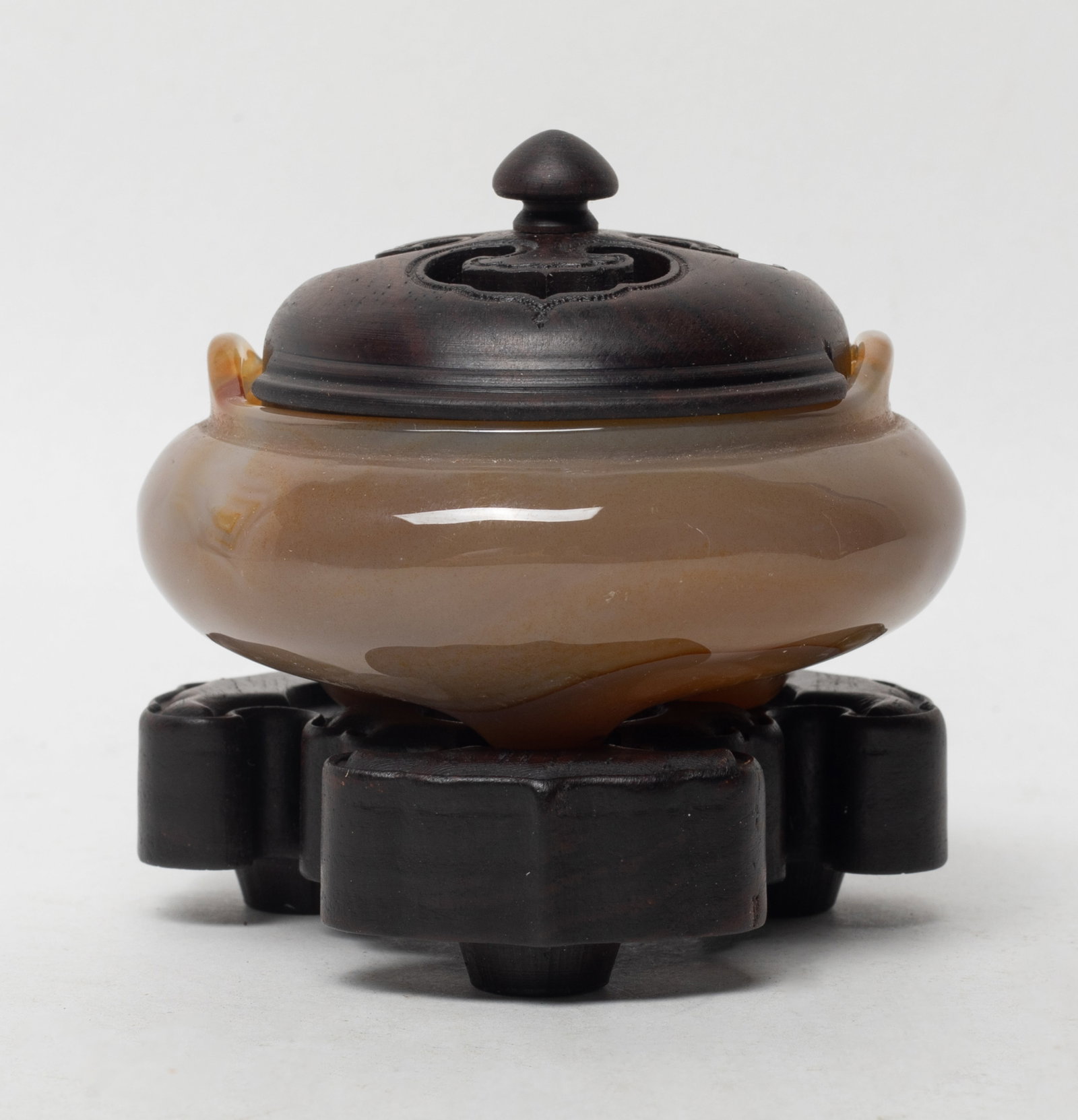Chinese Cameo Agate Censer w/ Cover: Chinese cameo agate carved cabinet censer, with wood cover and base. Approx. 3*1.4 inch (agate size).