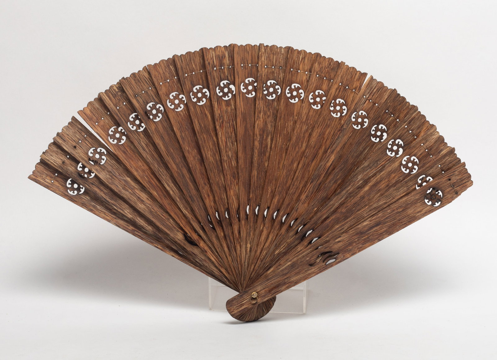 Vtg. Chinese Export Agarwood Fan (1 of 9)