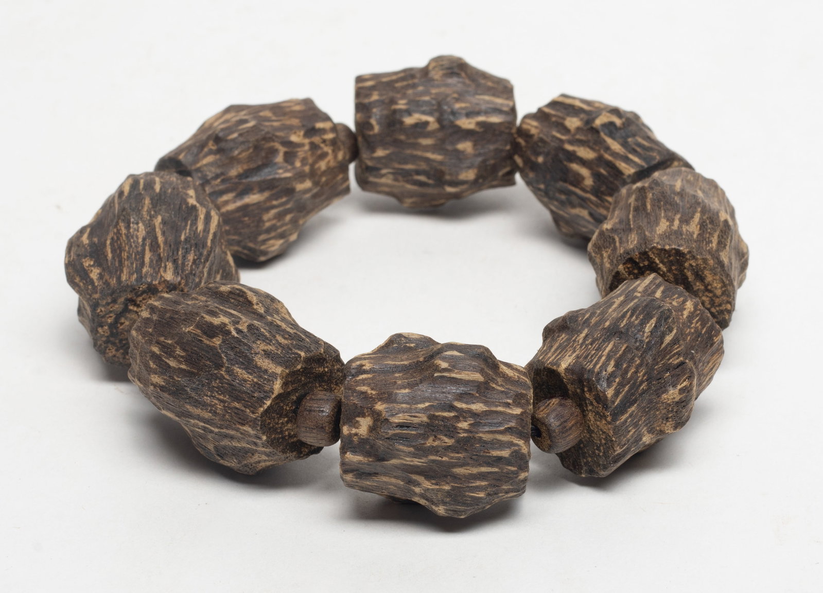 Unusual Chinese Export Agarwood Prayer Beads (1 of 9)