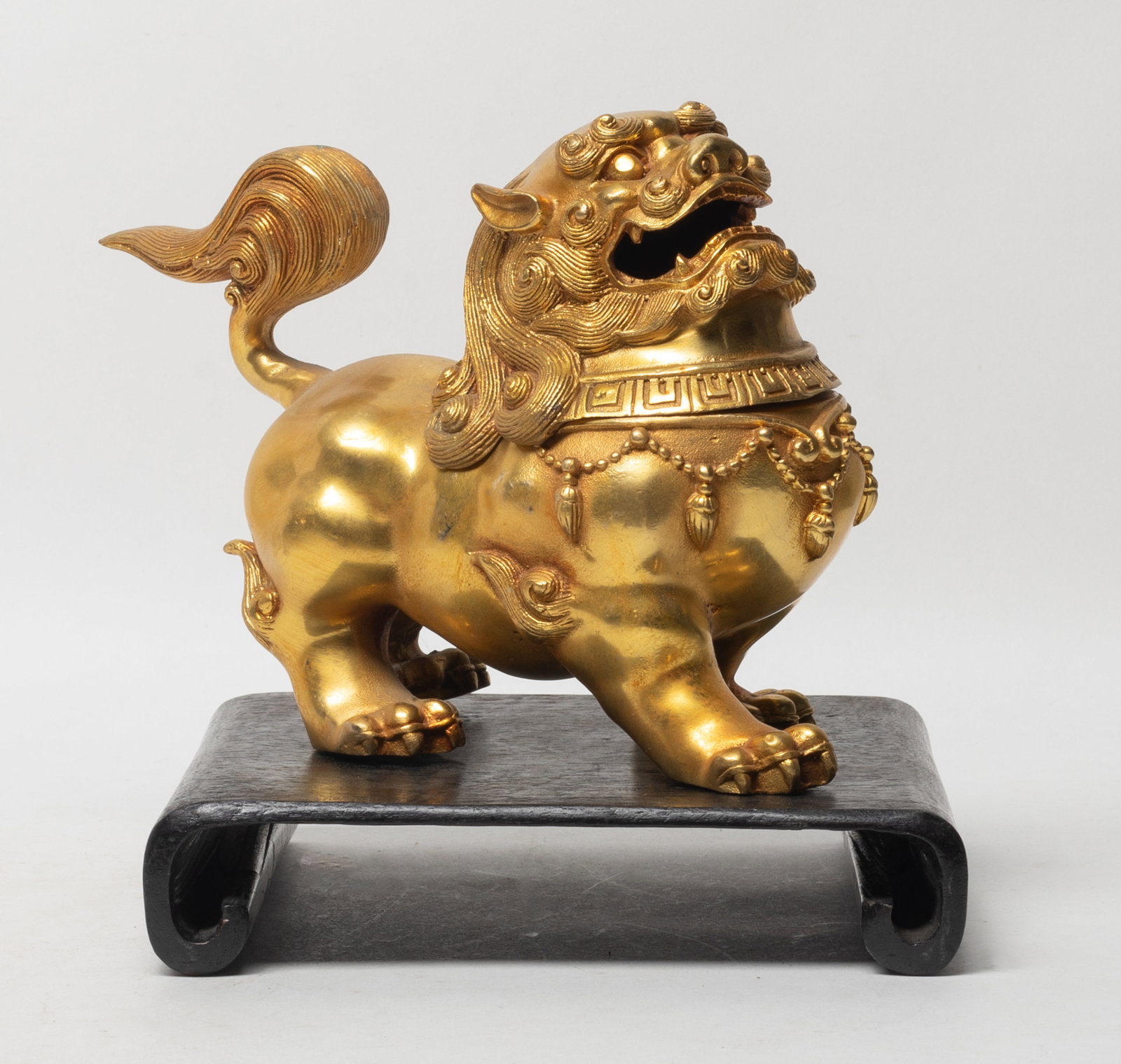 Estate Chinese Bronze Foo-Dog w/ Base (1 of 14)