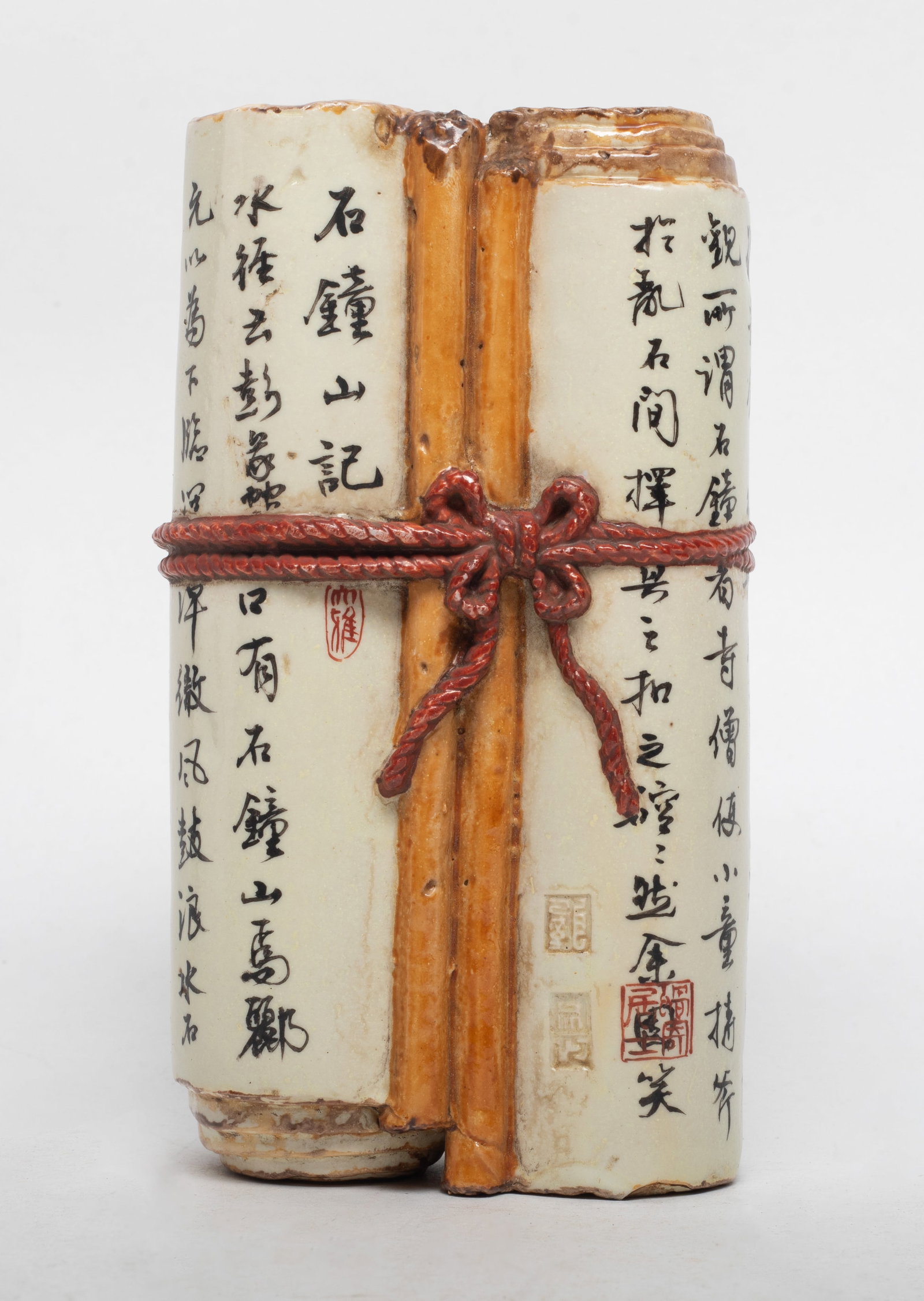 Estate Chinese Famille Rose Porcelain Incense Pot: Chinese famille rose porcelain incense pot, hand painted typical Chinese poetry. Approx.5.5*3*1.75 inch.