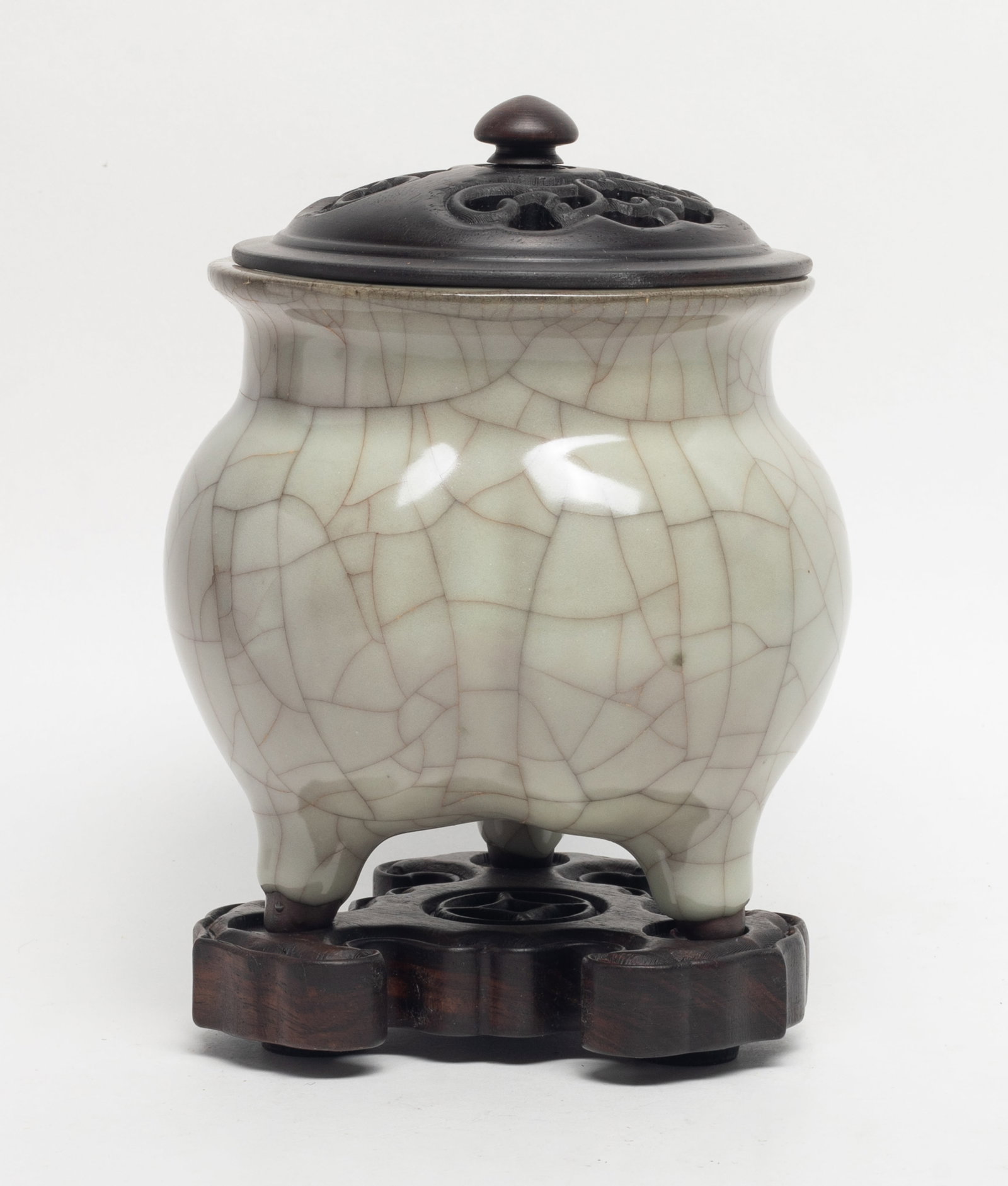 Large Chinese Porcelain Censer w/ Wood Cover: Large Chinese porcelain censer covered with crackled grey glaze, with wood cover and base. Approx. 5.5*5.3 inch (censer size only).