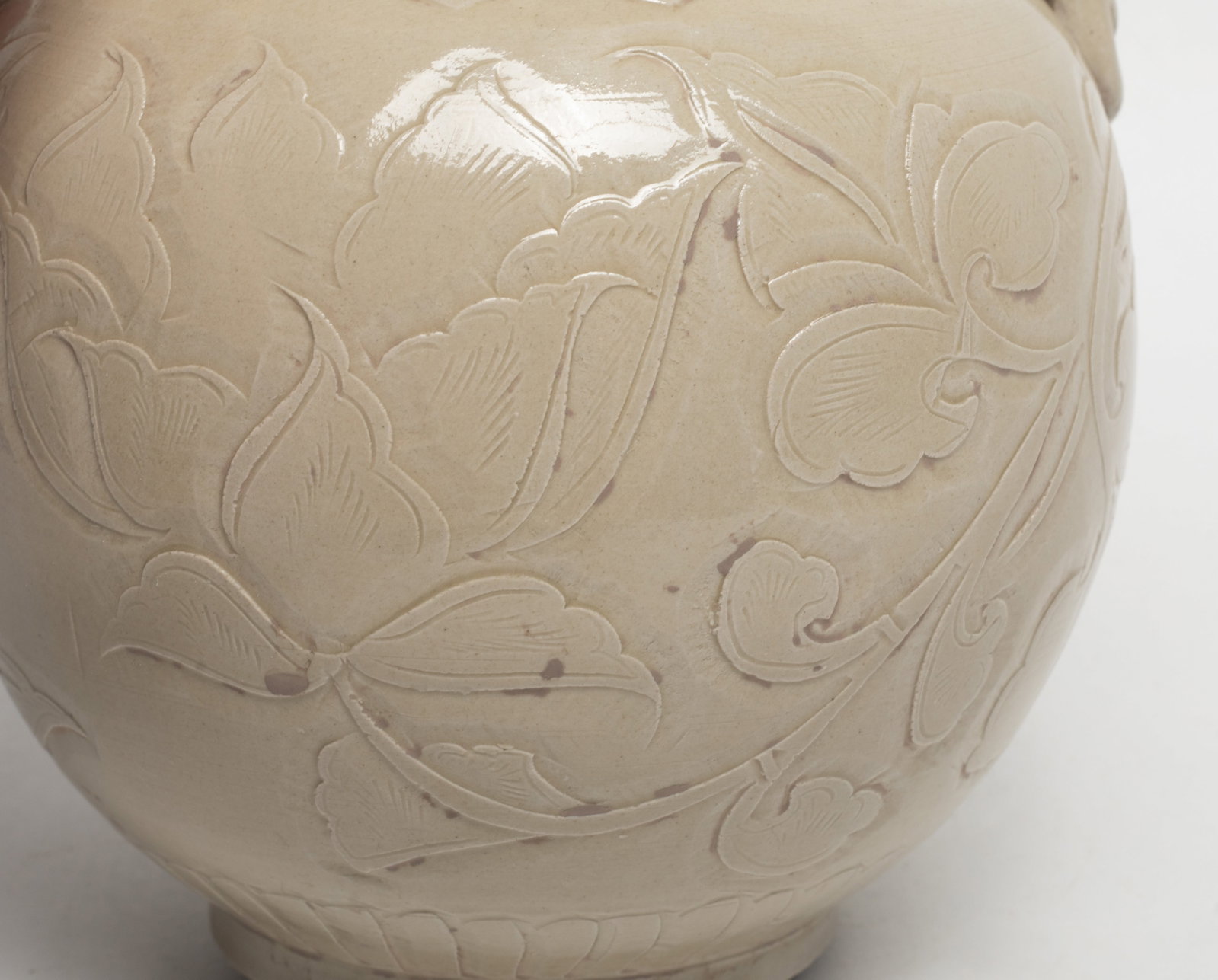 Chinese Export Ding Ware Porcelain Pot - 13