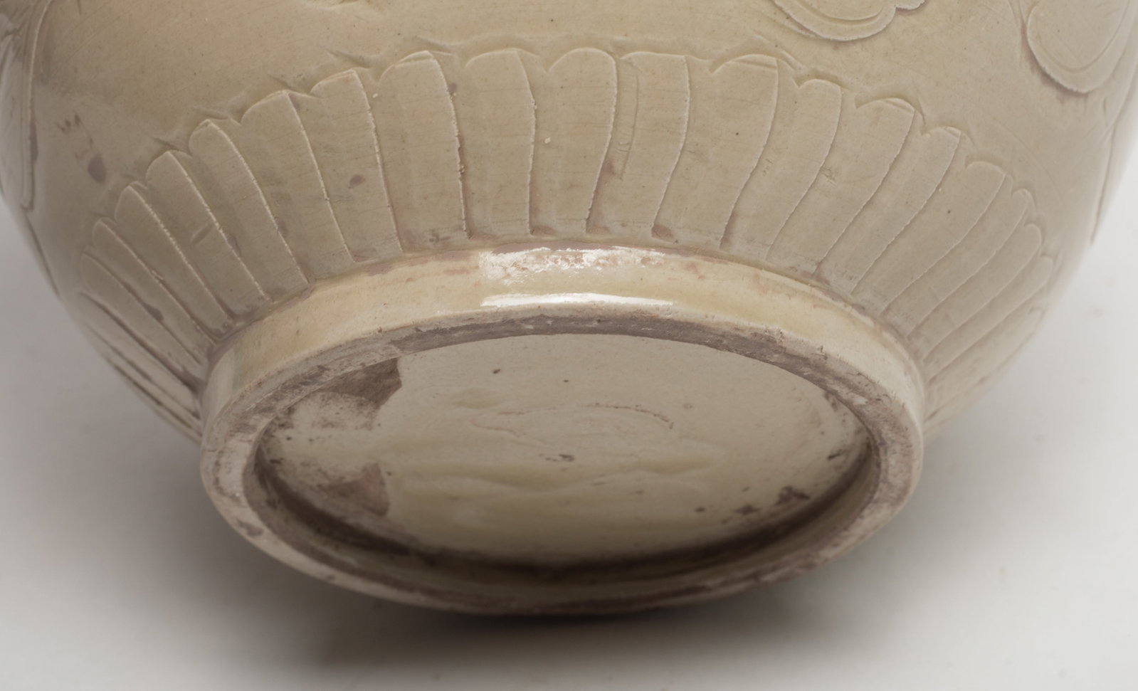 Chinese Export Ding Ware Porcelain Pot - 14