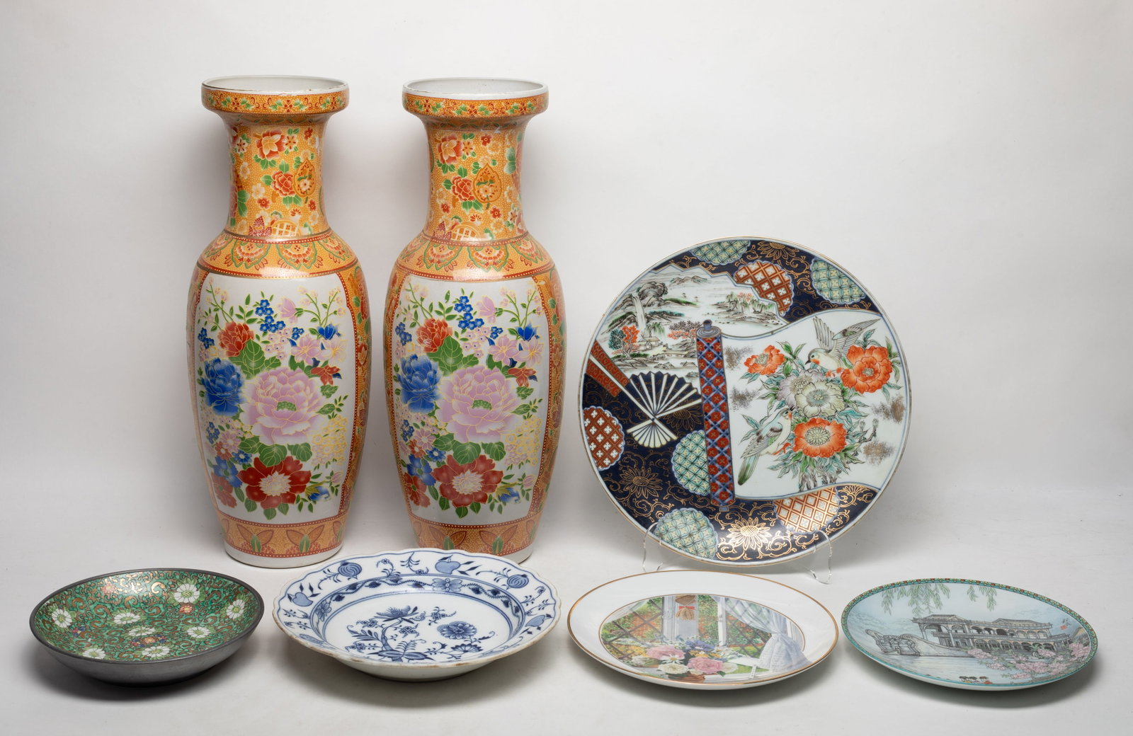 Set Asian, Chinese Porcelain Plates, Vases (1 of 19)