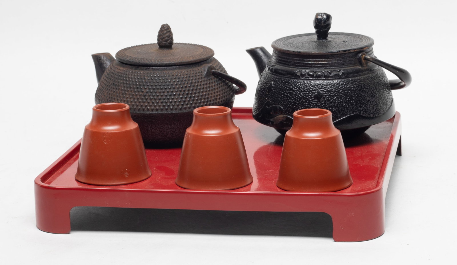 Japanese Old Cast Iron Tea Pots, Clay Cups (1 of 11)